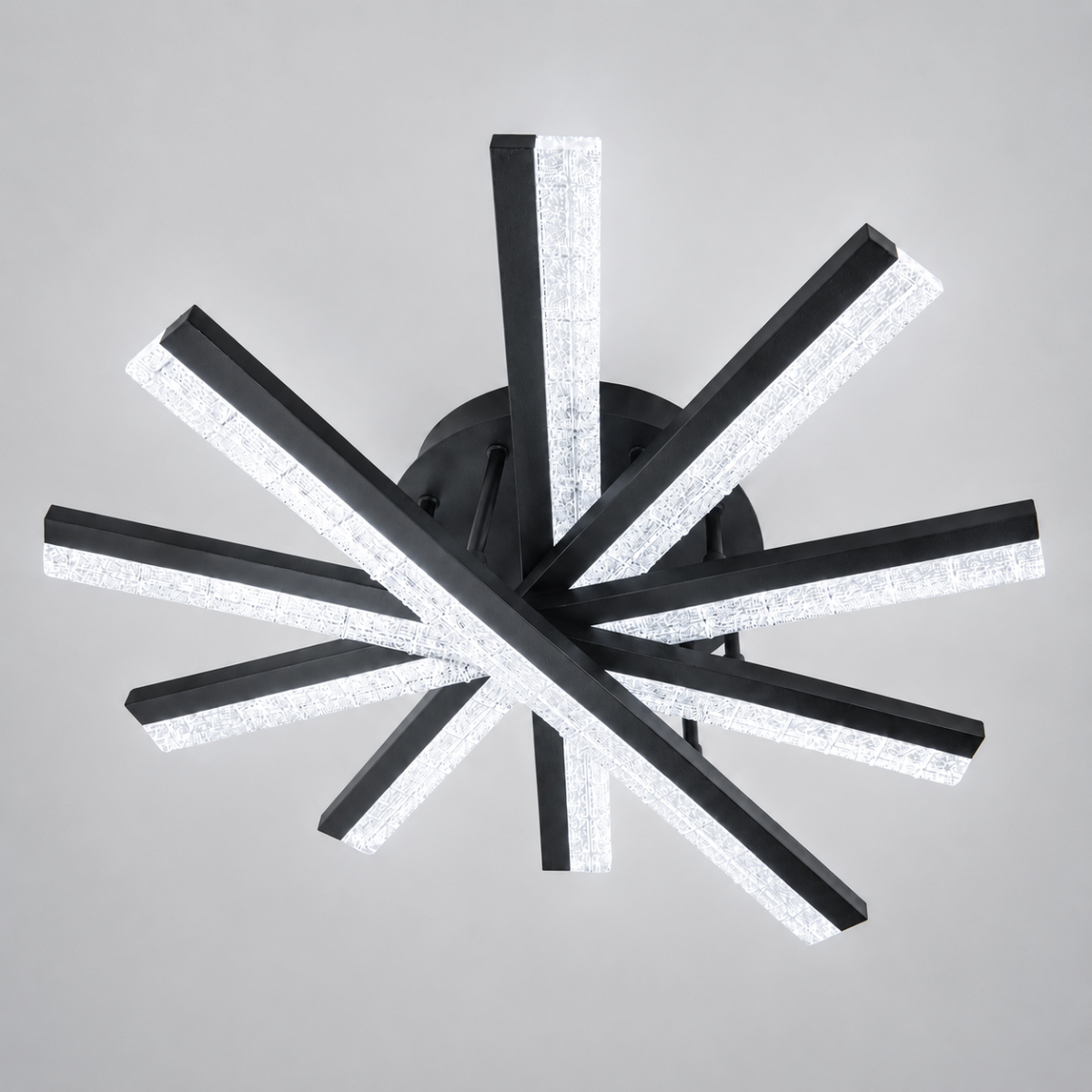 Стильна світлодіодна люстра Led до 18м² чорні лінії 70 Wt (MX3068/5BK)
