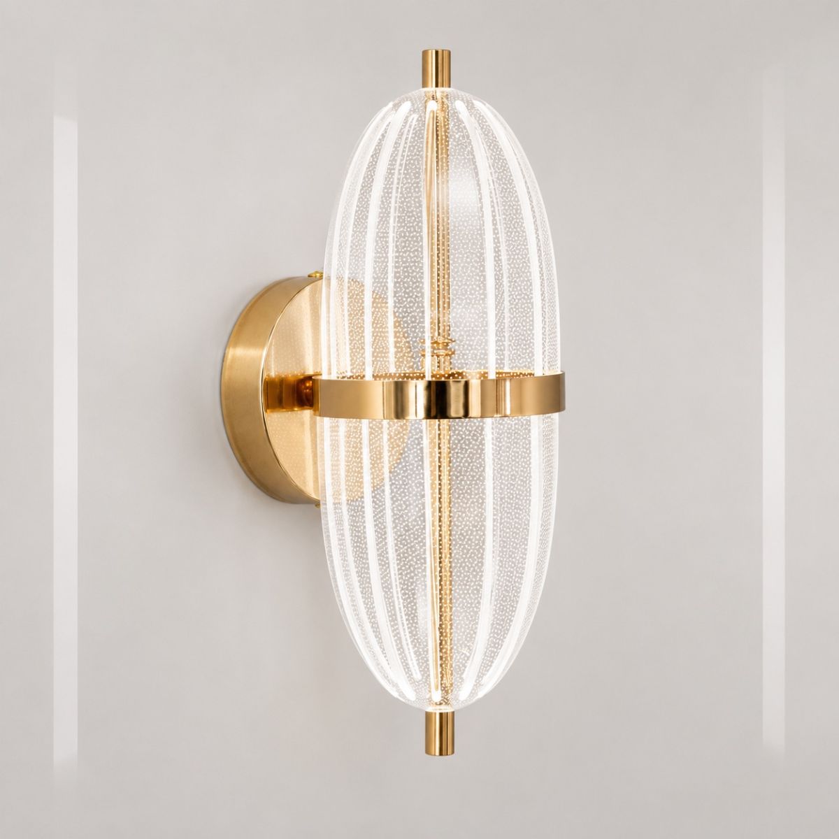 Дизайнерське LED бра золотого кольору Oval Golden Glow (B1760)