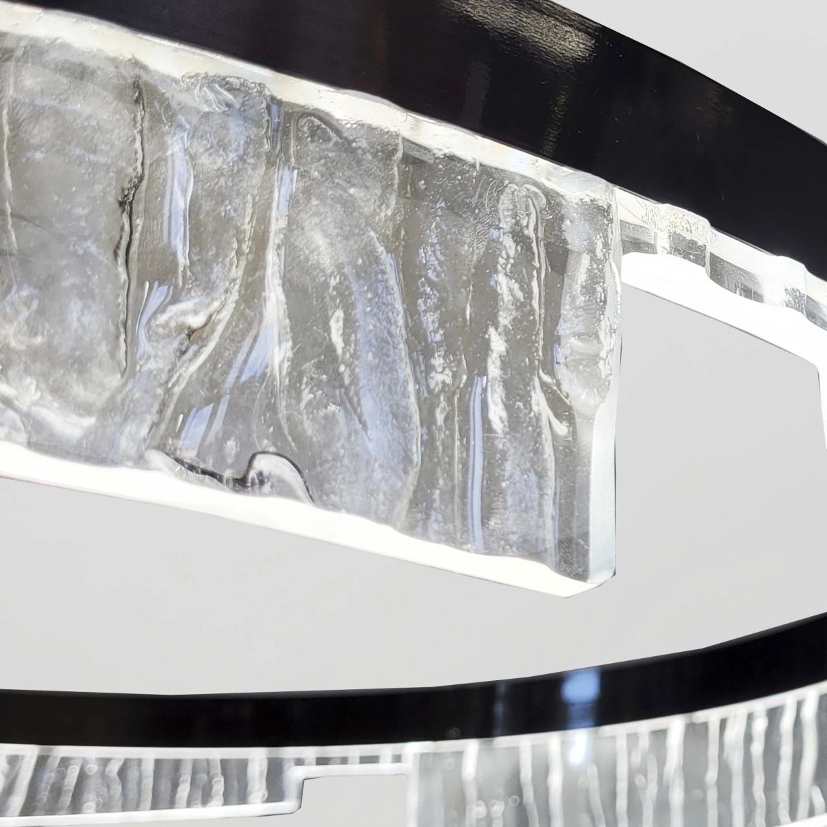 Чорна підвісна Led люстра 50W із акриловим розсіювачем Modern Minimalist Black (2001/60BK)