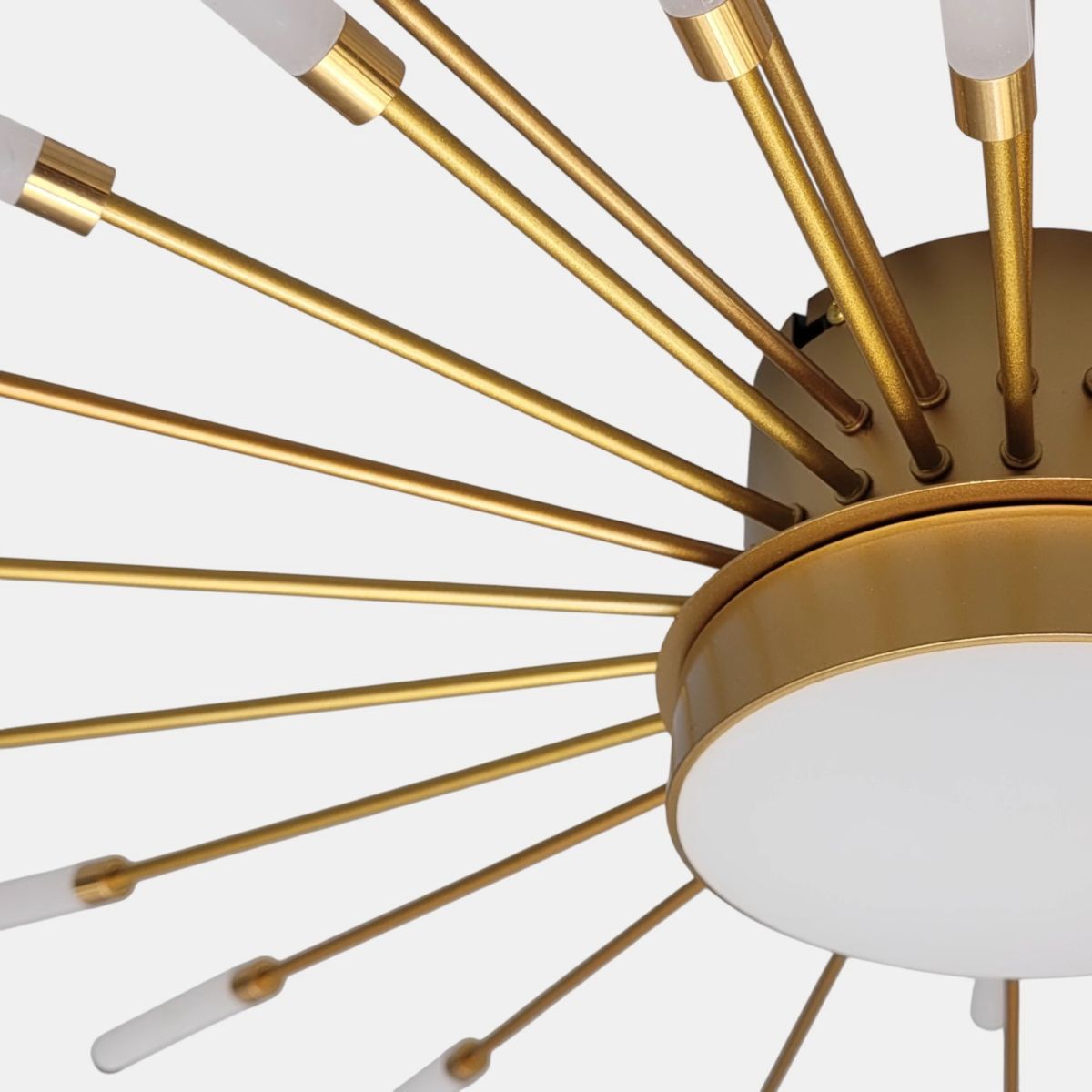 Сучасна Led люстра до 15 м² на 28 променів 105 см Gold Супутник 6472/28GD