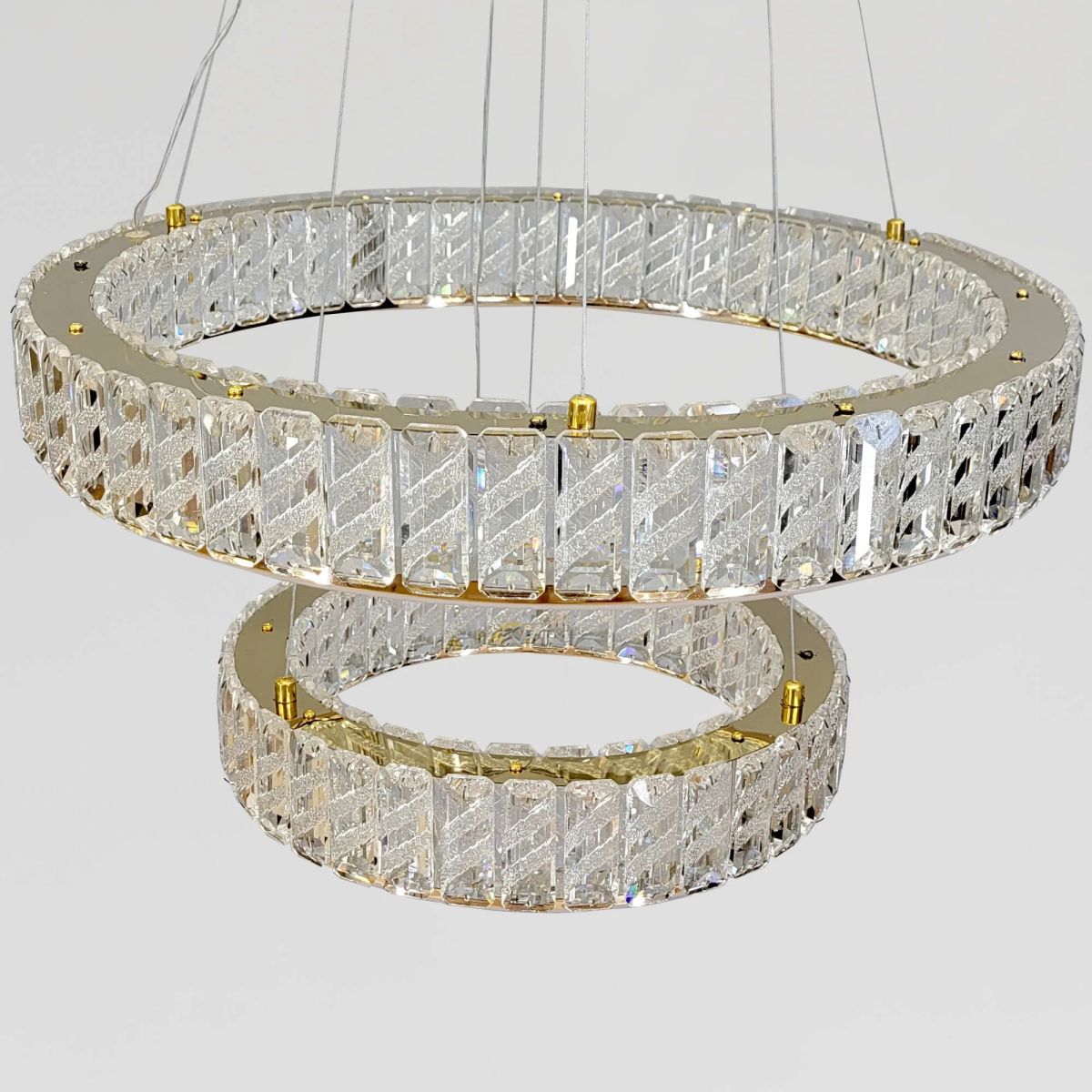 Кришталева Led люстра 2 кільця на 117 Wt кімнату до 20м² (24262/600+400GD)