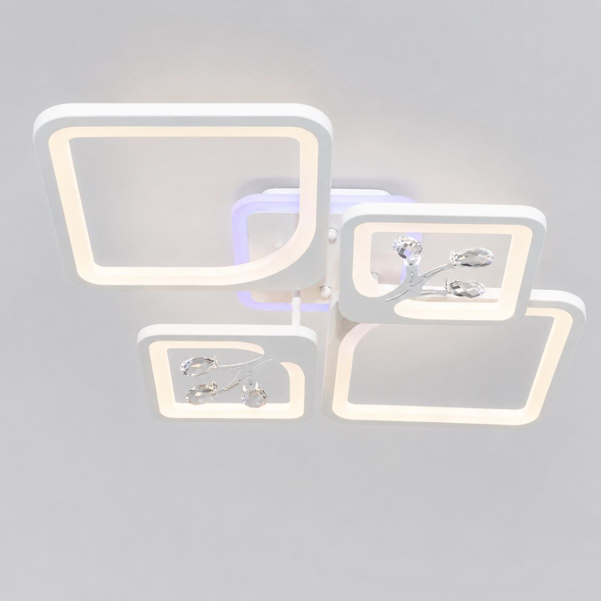 Світлодіодна Led люстра до 18м² з димером та пультом (8157/2+2WH LED 3color)