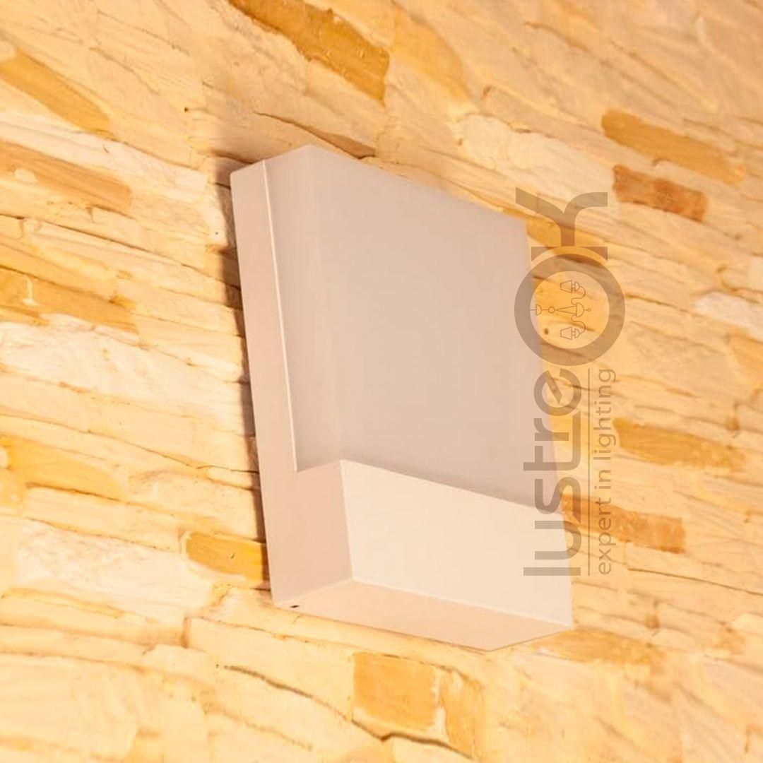 Настінне бра Led DFB-6002WH