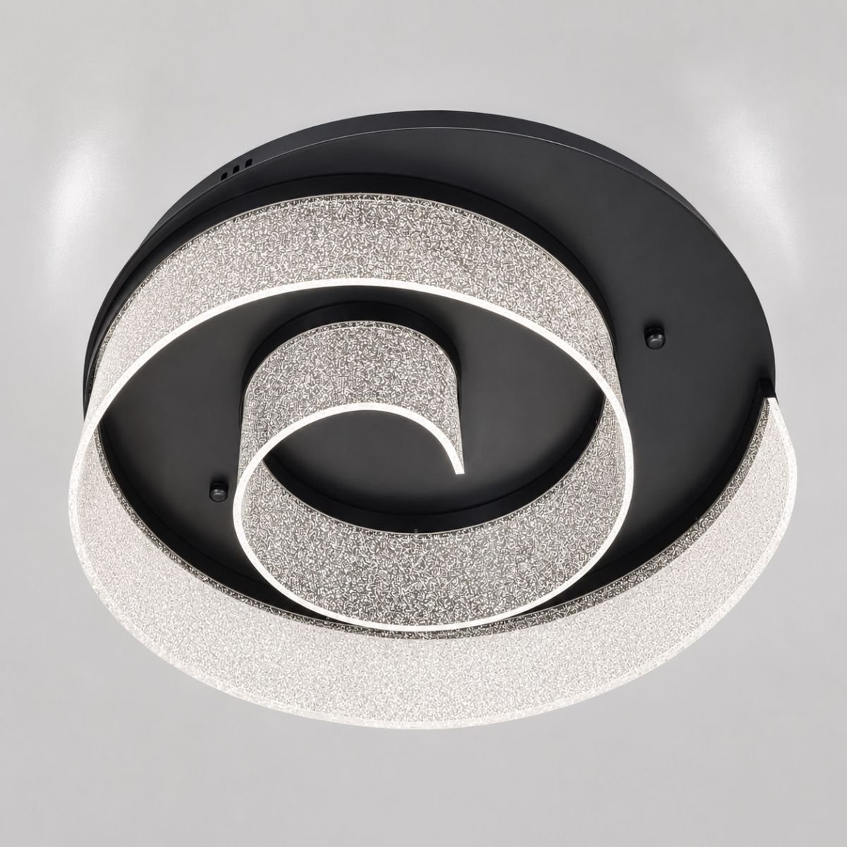 Дизайнерська стельова LED-люстра чорного кольору (46112/500C-BK)