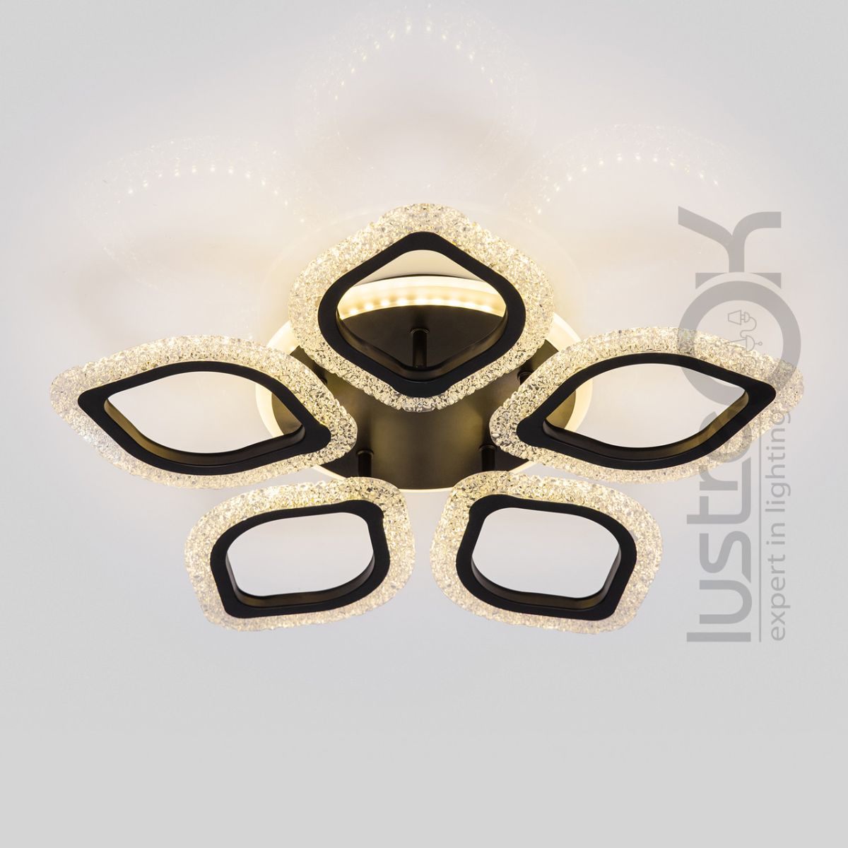 LED люстра 108 Вт із пультом для приміщень до 18 м² "Чорні пелюстки" V K39207/5 TL BK