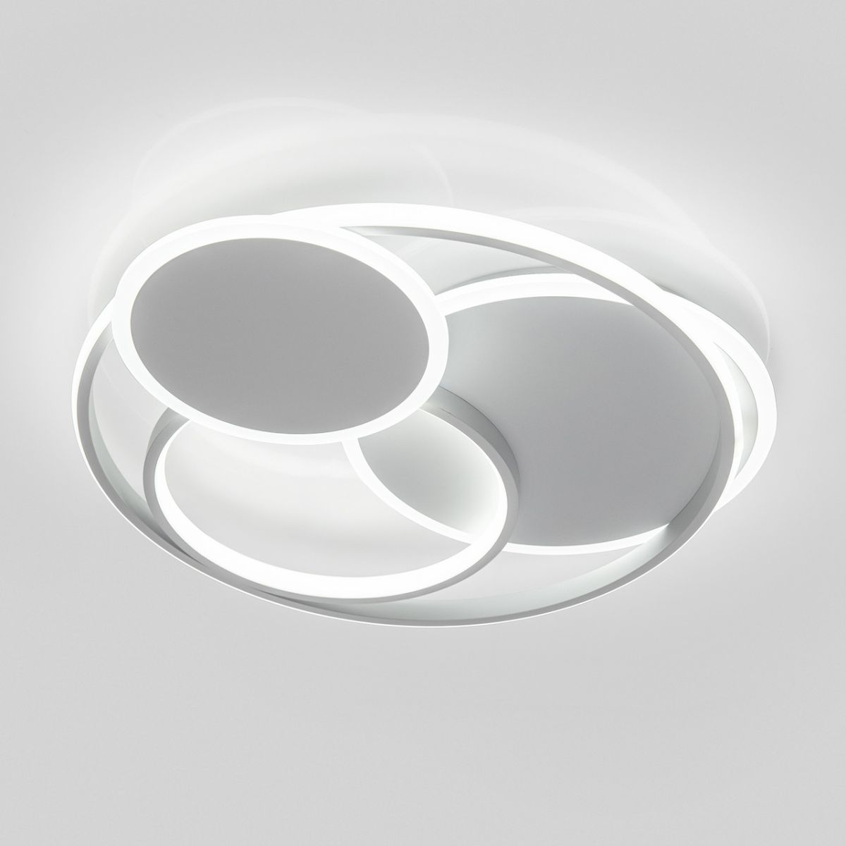 Стельова LED люстра 25 м² круглої форми 100 Вт біла з пультом керування (VIOLUX SPINER 220525)