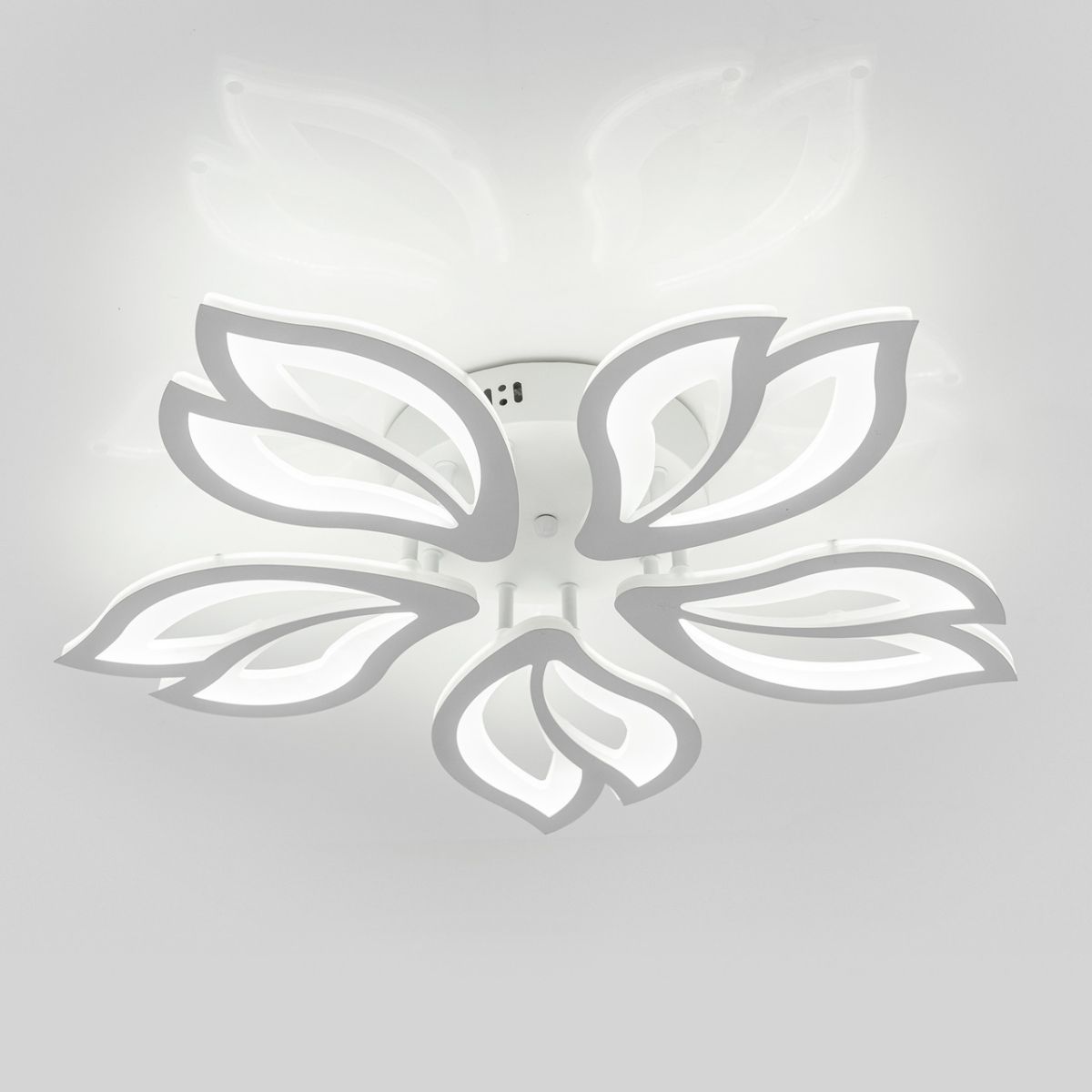 Світлодіодна LED люстра до 20 м² з пультом 120 Вт (V K39685/5 WT)