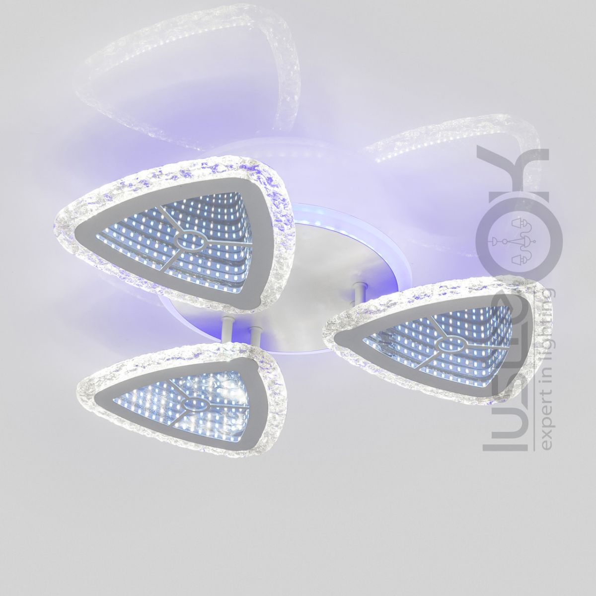 Люстра світлодіодна Led до 15м² з пультом 90Вт (V K39932-3+1 WT)
