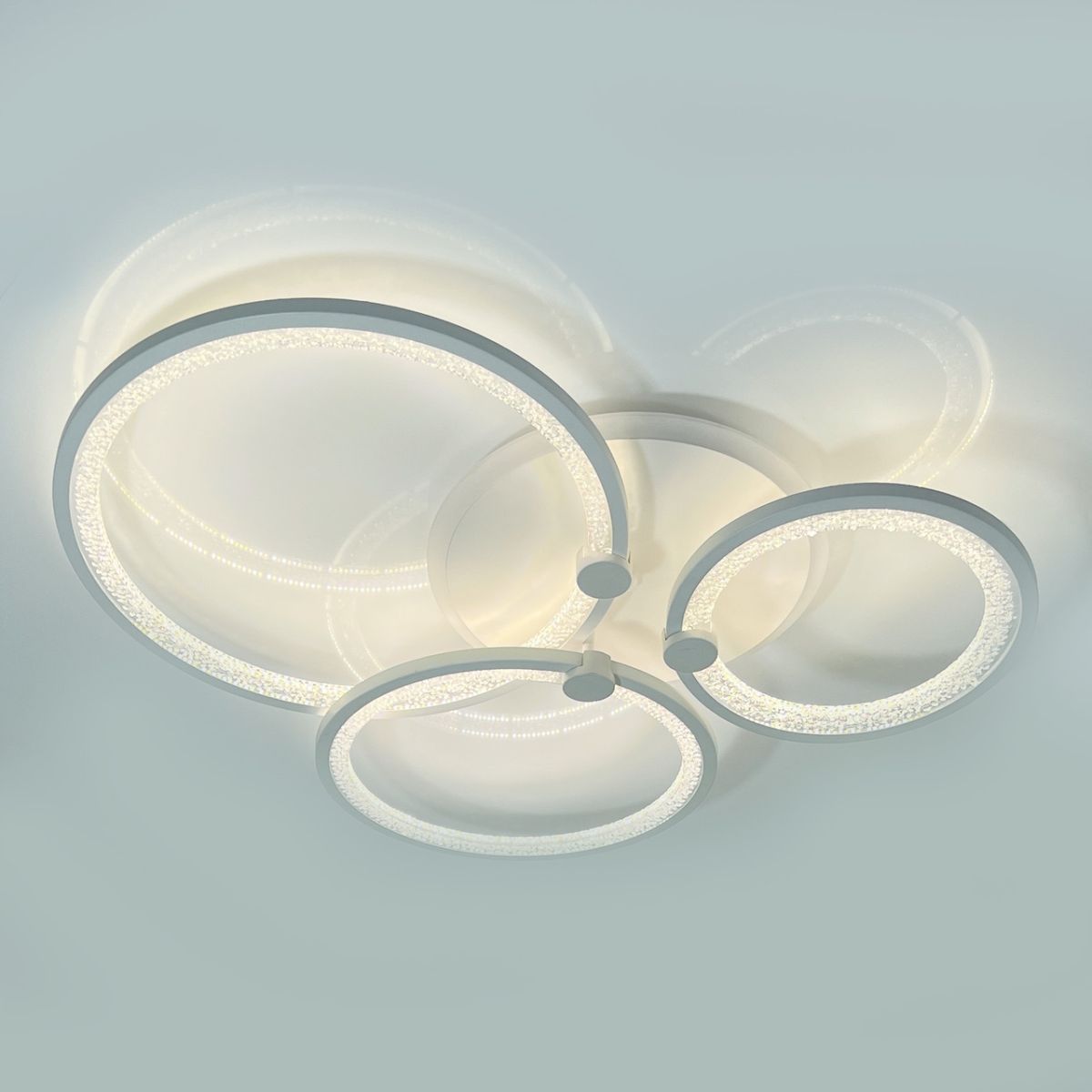 Стельова біла LED люстра 80 Вт, з пультом керування, до 18 м² (8180/3WH)