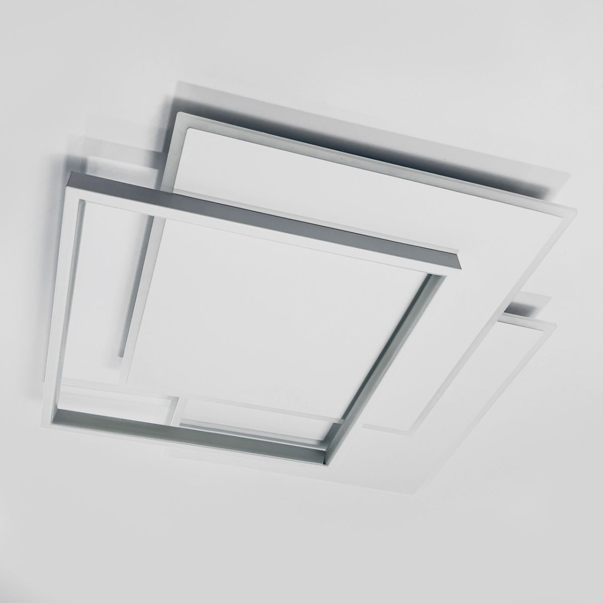 Стельова LED люстра до 18 м² без пульта 80W квадратна біла (VEGA Triple 10110-1)