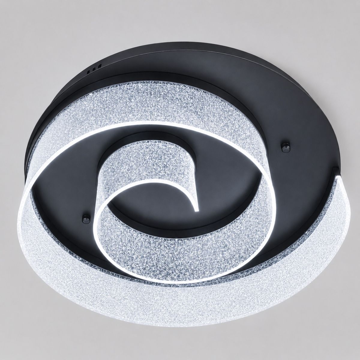 Дизайнерська стельова LED-люстра чорного кольору (46112/500C-BK)