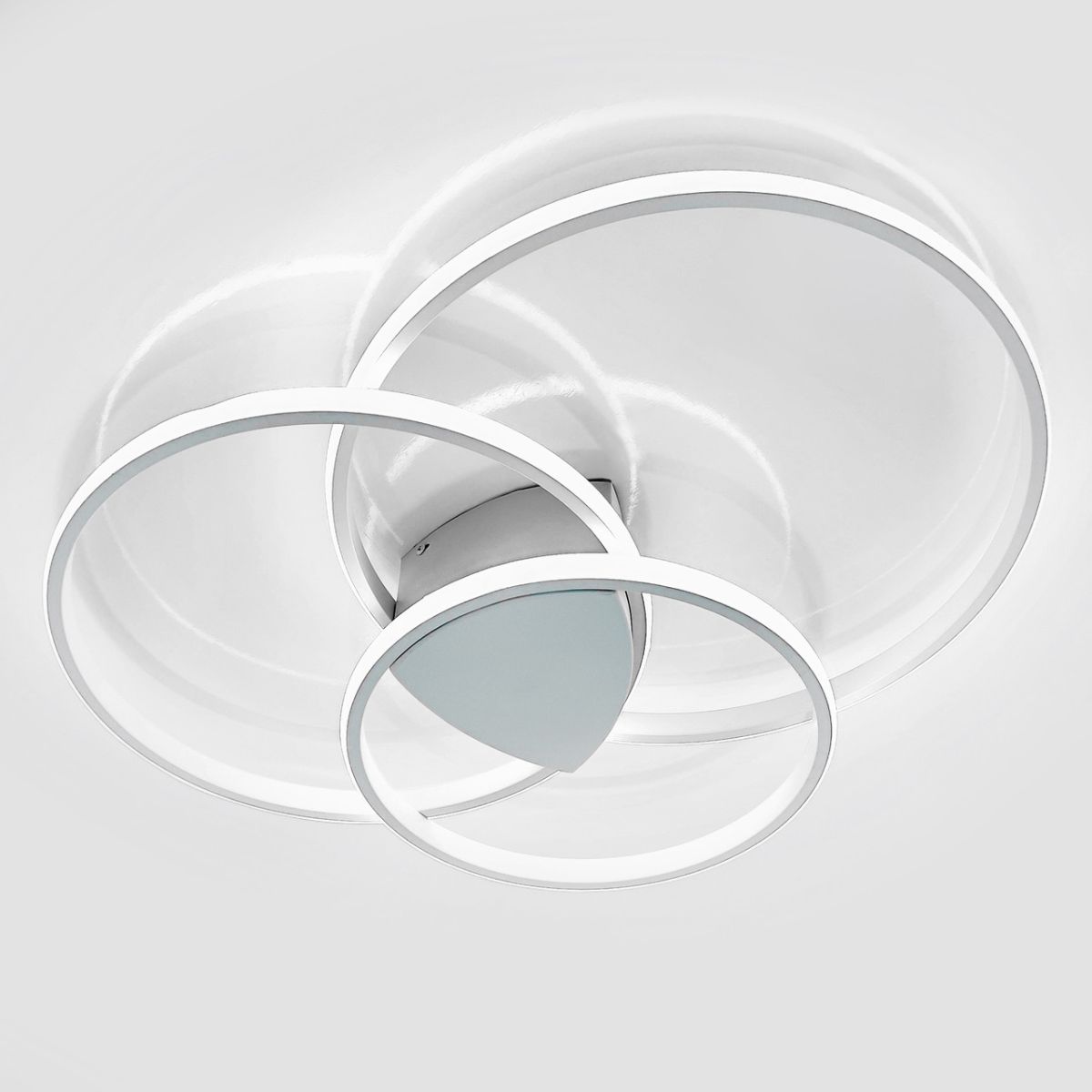 Светодиодная Led люстра 114Wt с пультом белая, для помещений до 18 м² (1158WH)
