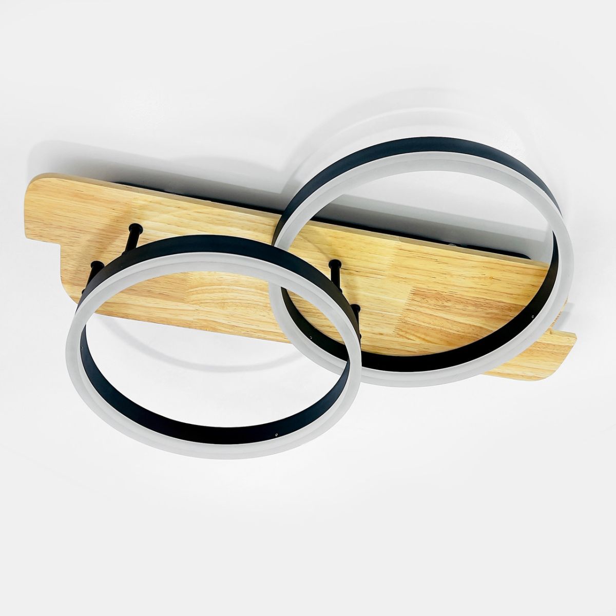 Led люстра до18 м² с пультом и деревянной основой WOODY 80W-2R-BLACK/WOOD