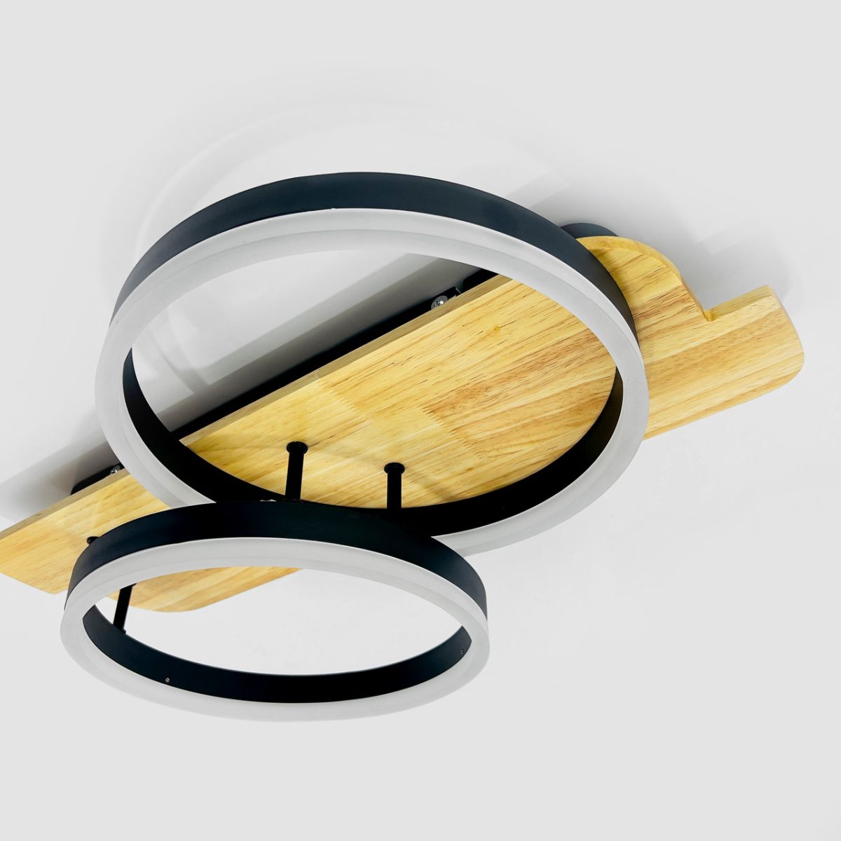 Led люстра до18 м² с пультом и деревянной основой WOODY 80W-2R-BLACK/WOOD