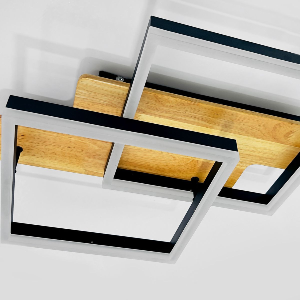 Led люстра до18 м² с пультом управления WOODY 85W-2S BLACK/WOOD