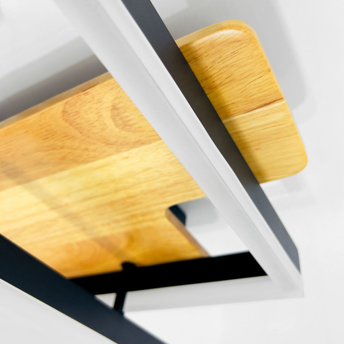 Led люстра до18 м² с пультом управления WOODY 85W-2S BLACK/WOOD