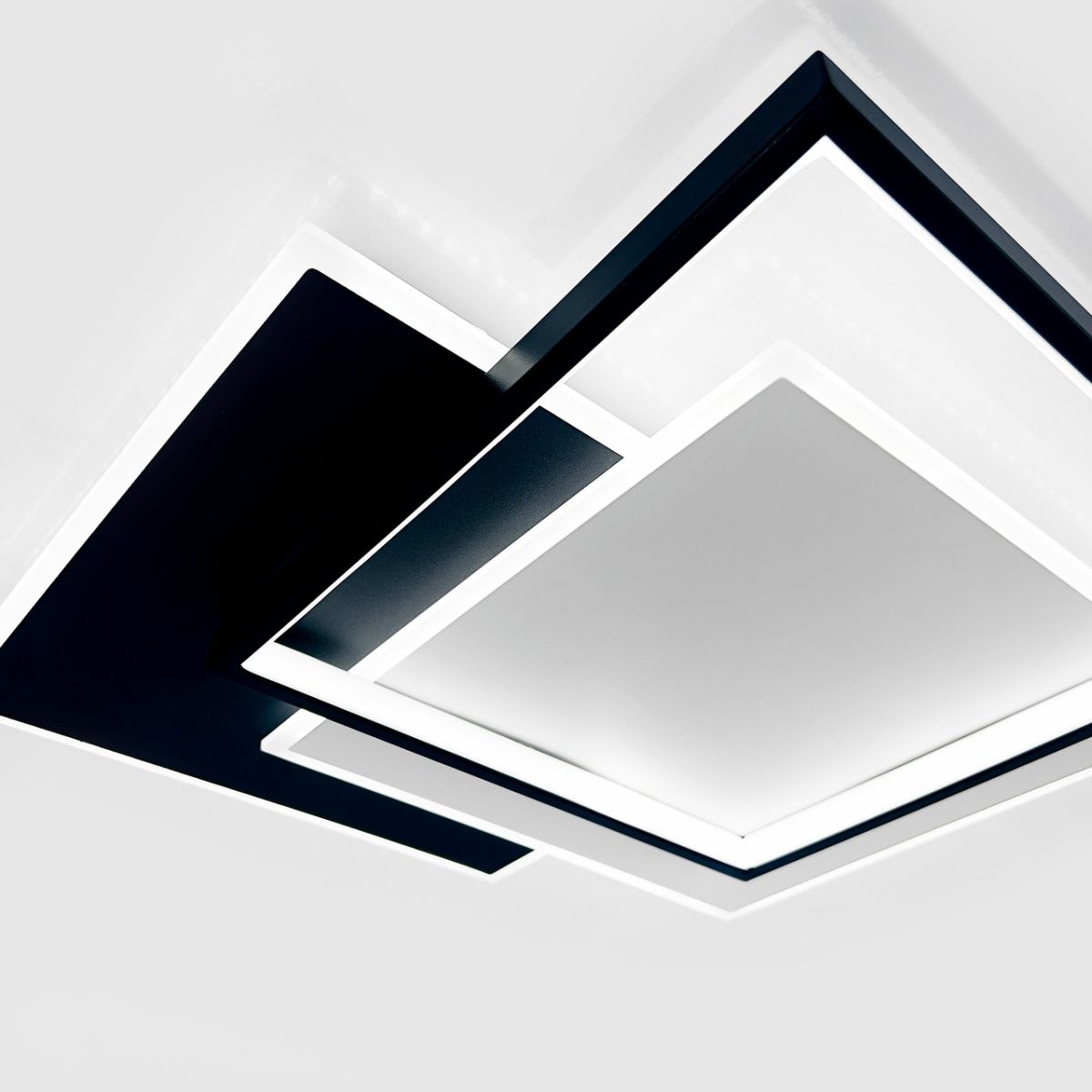 Квадратна світлодіодна Led люстра до 18 м² без пульта 80W (Z212-3BLACK)