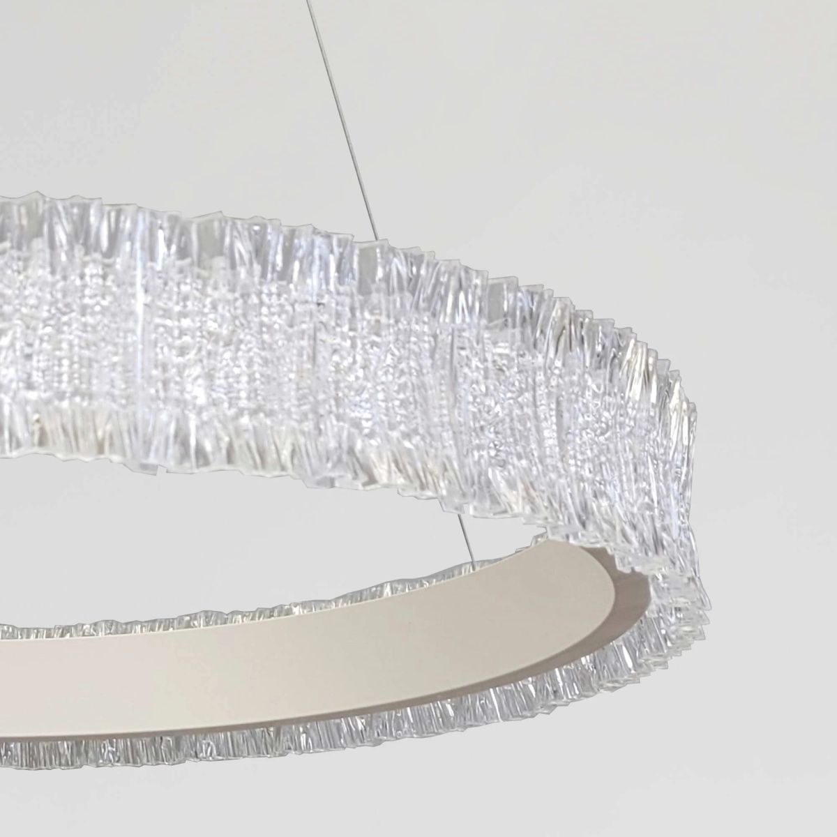 Люстра кільцева LED 60 см, біла, кришталевий ефект (WG5127/60WH)