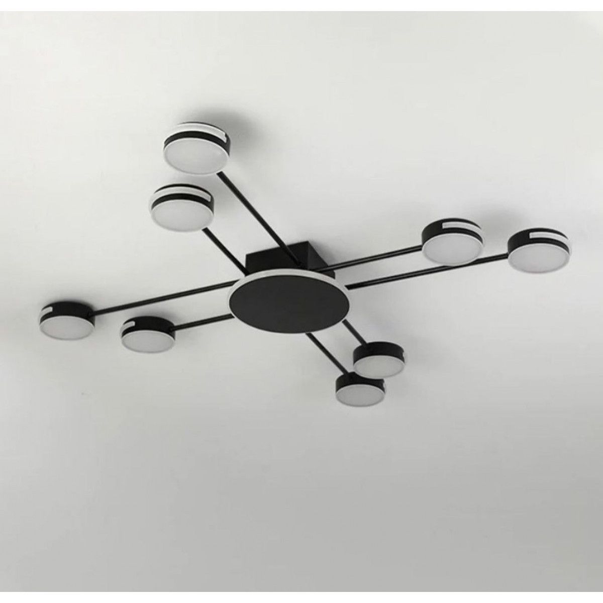 Чорна сучасна  LED люстра 134W на 9 ріжків для кімнати до 25 м² (SY-16068/8+1 BK)