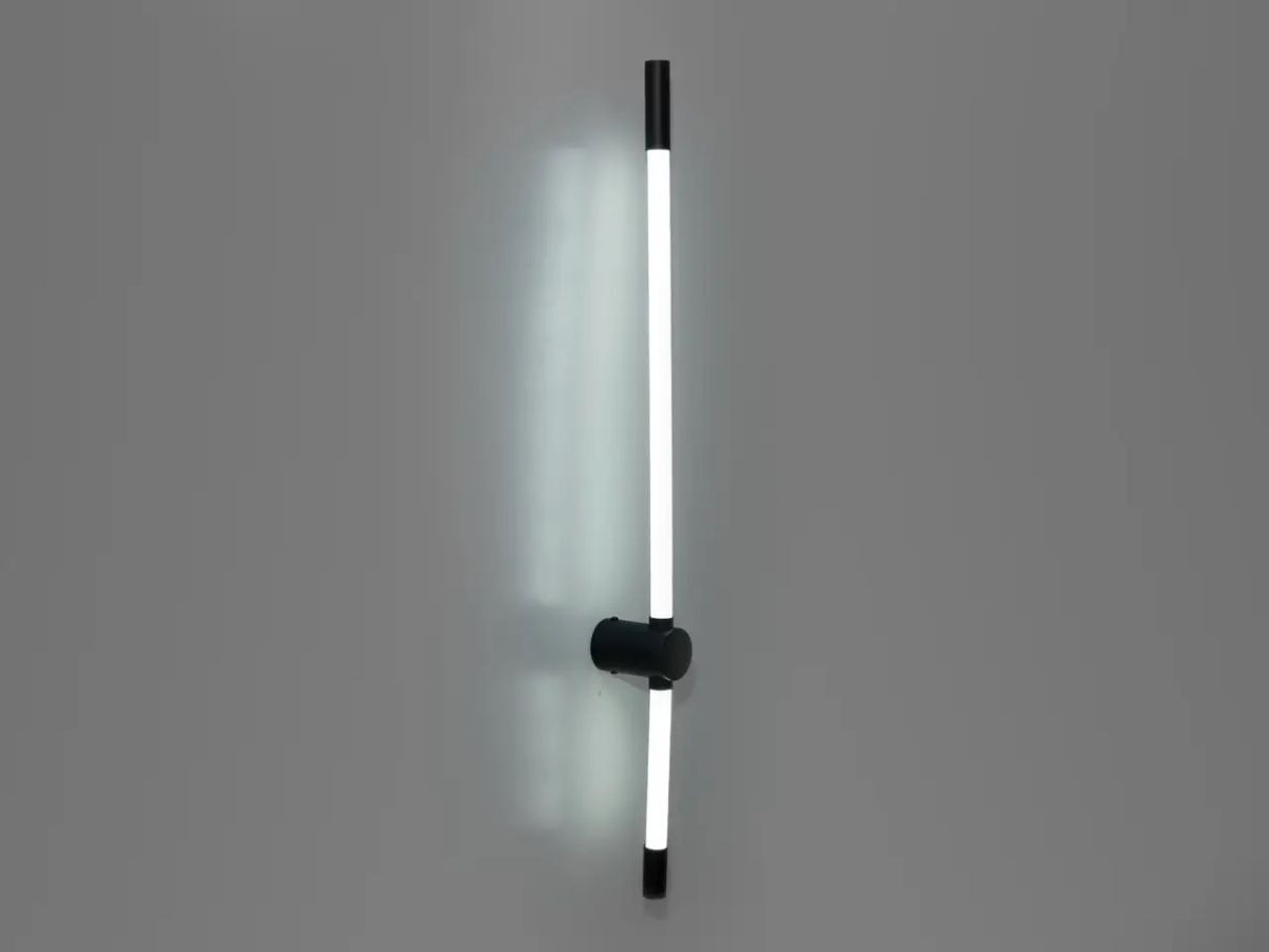 Настінне світлодіодне бра Linear Glow 60 см чорне матове 5W (786AM3806 (600) BK)