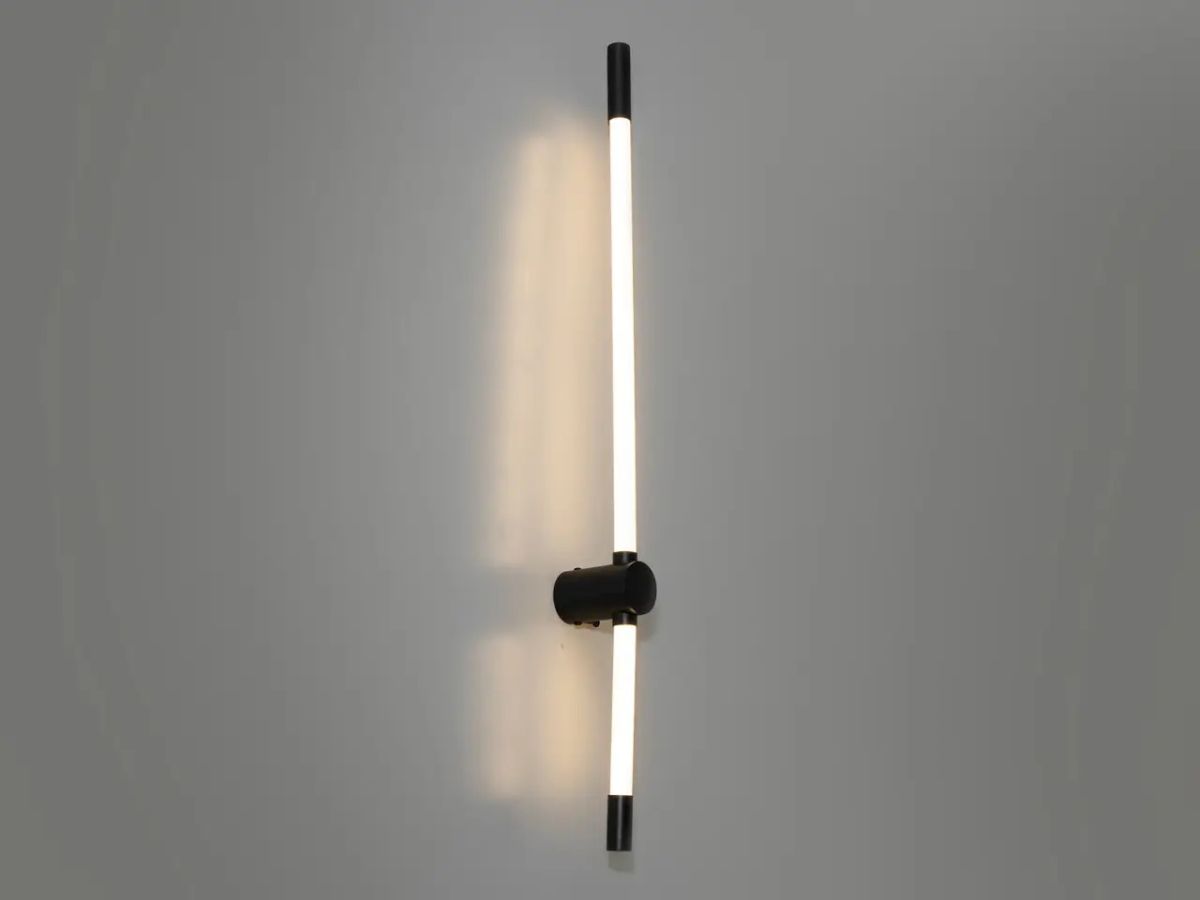 Настінне світлодіодне бра Linear Glow 60 см чорне матове 5W (786AM3806 (600) BK)