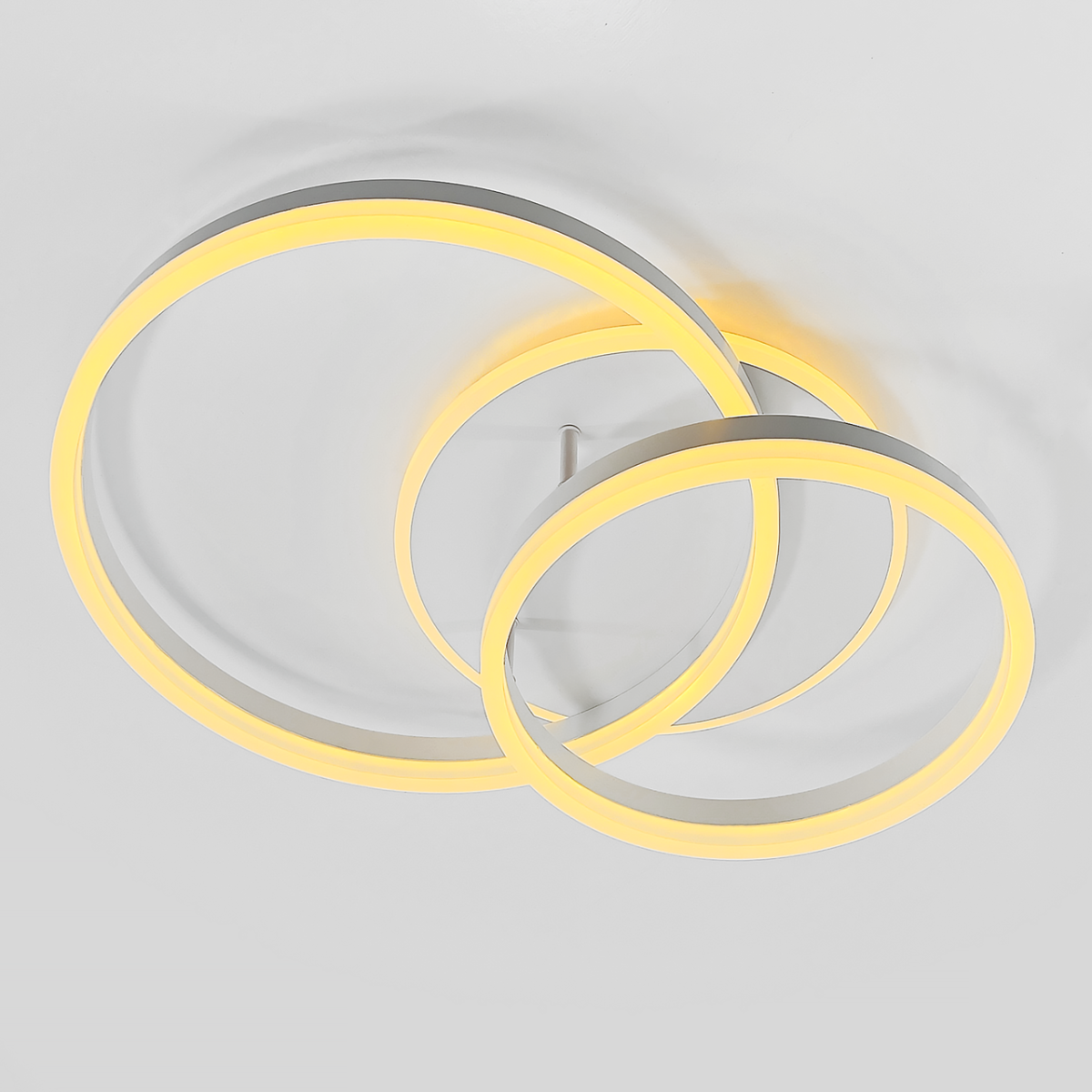 Стельова LED люстра два кільця 65 Вт білий корпус  до 15 м² з пультом (5218-30*40 WH)