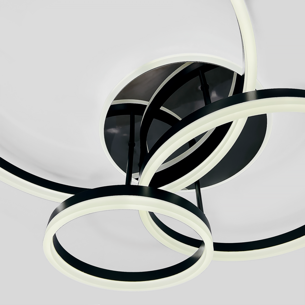 Люстра світлодіодна Led до 25 м² з пультом чорний онікс 120 Wt  Black Rings (5216-30*40*50 Bk)