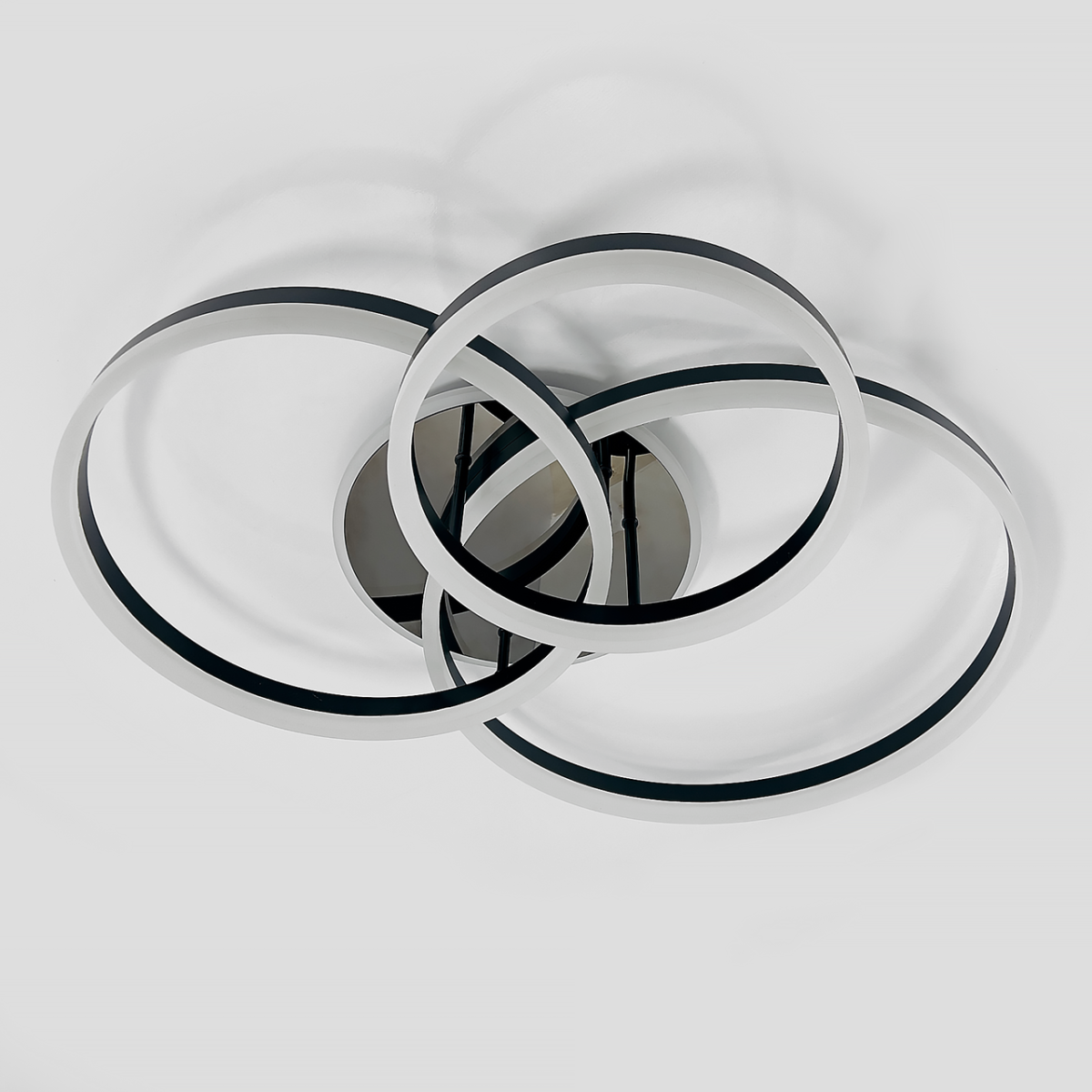Люстра світлодіодна Led до 25 м² з пультом чорний онікс 120 Wt  Black Rings (5216-30*40*50 Bk)