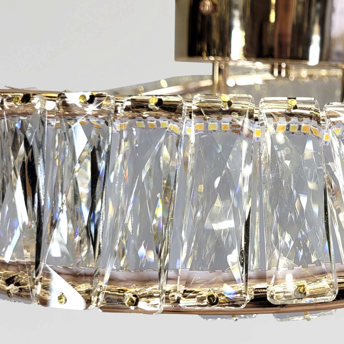 Кришталева Led люстра до 13м² золота каблучка з пультом "Golden Ring" (562/500CH)  