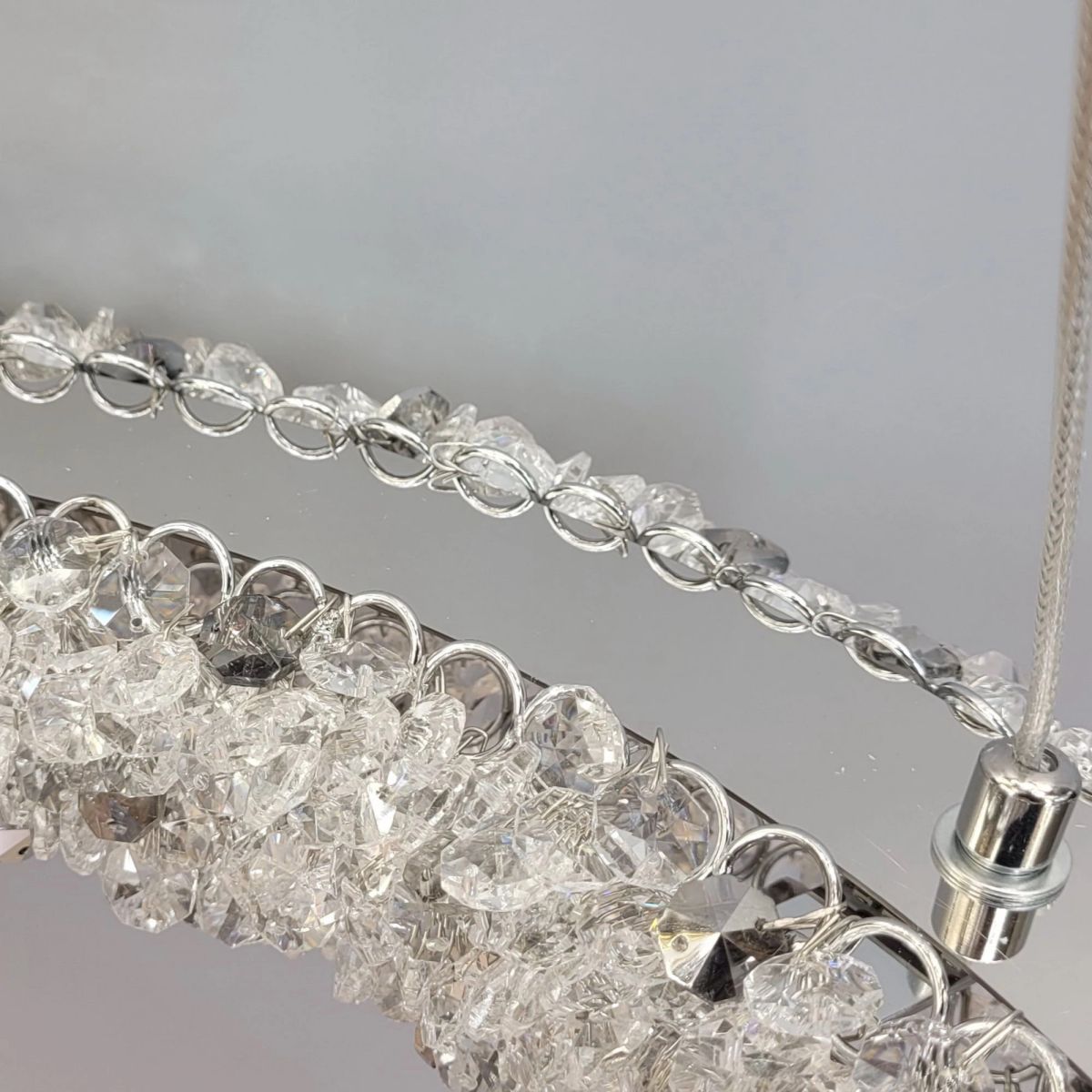 Сучасна кришталева Led люстра Pandora 70 Wt срібного кольору (567-600CH)