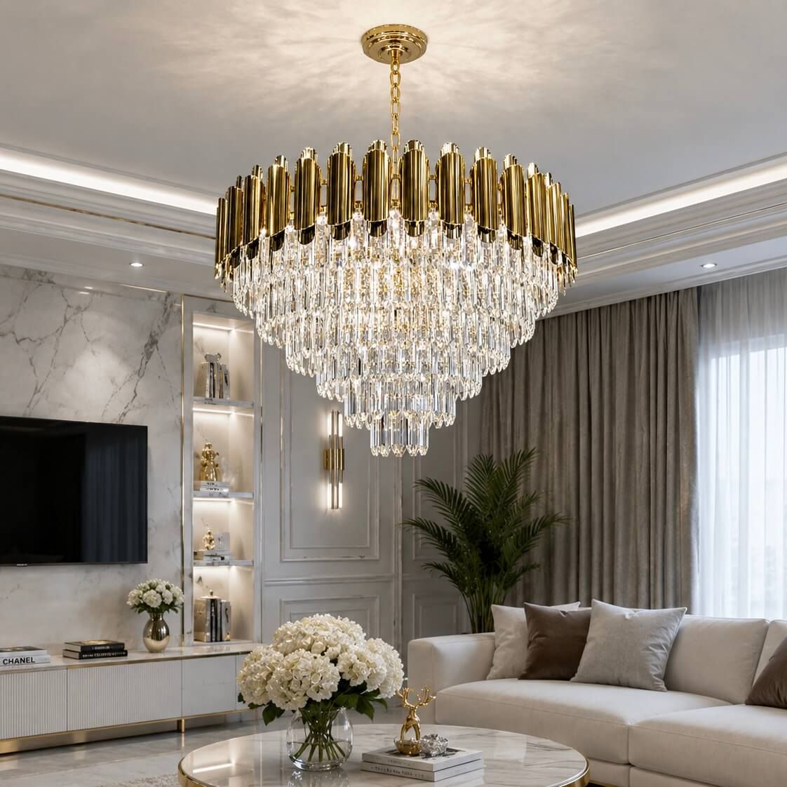 Велика кришталева люстра на 18 ламп із патроном E14 у золоті діаметр 80 см Golden Cascade Grand