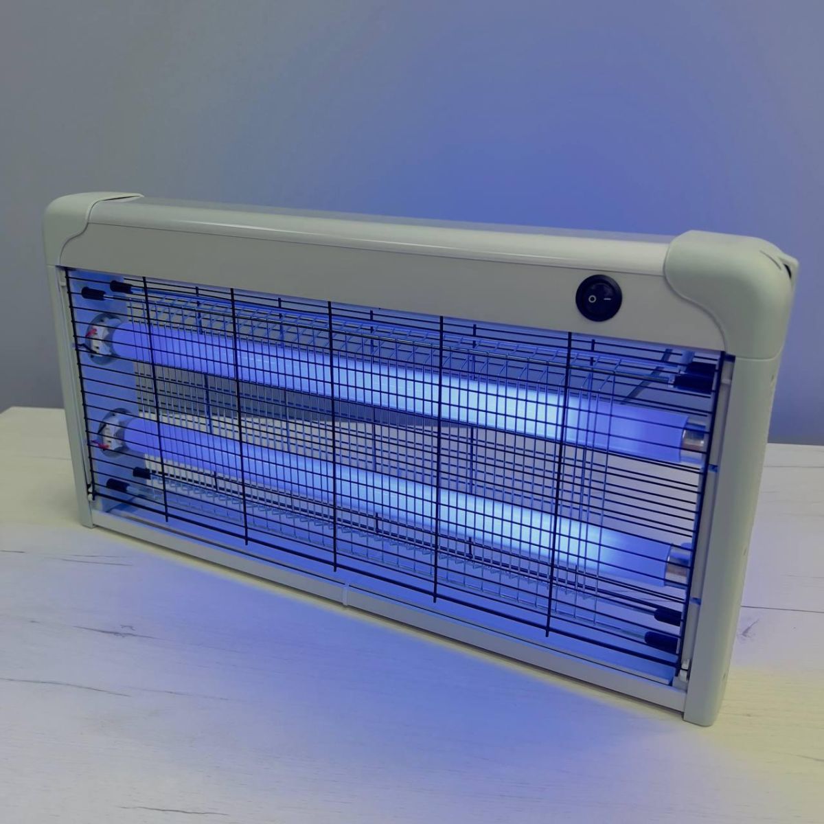 Електричний знищувач комах (30W) для приміщень до 100 м²