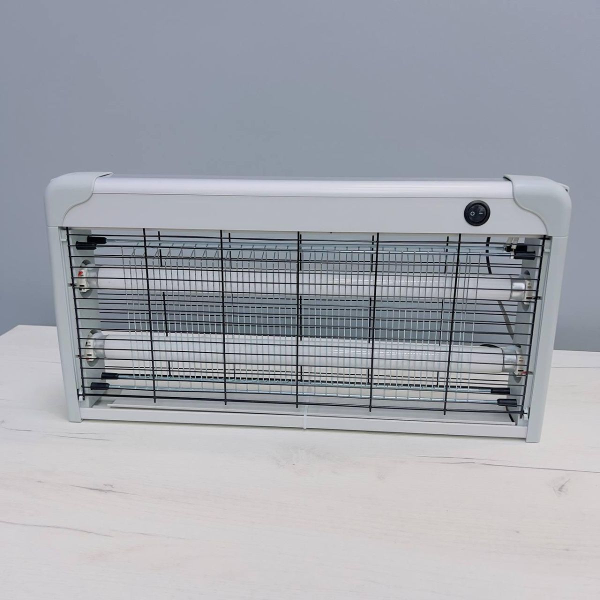 Електричний знищувач комах (30W) для приміщень до 100 м²