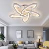 Світлодіодна Led-люстра білого кольору з пультом на 5 плафони до 15 м² Sirius 6075-5 WT 76W