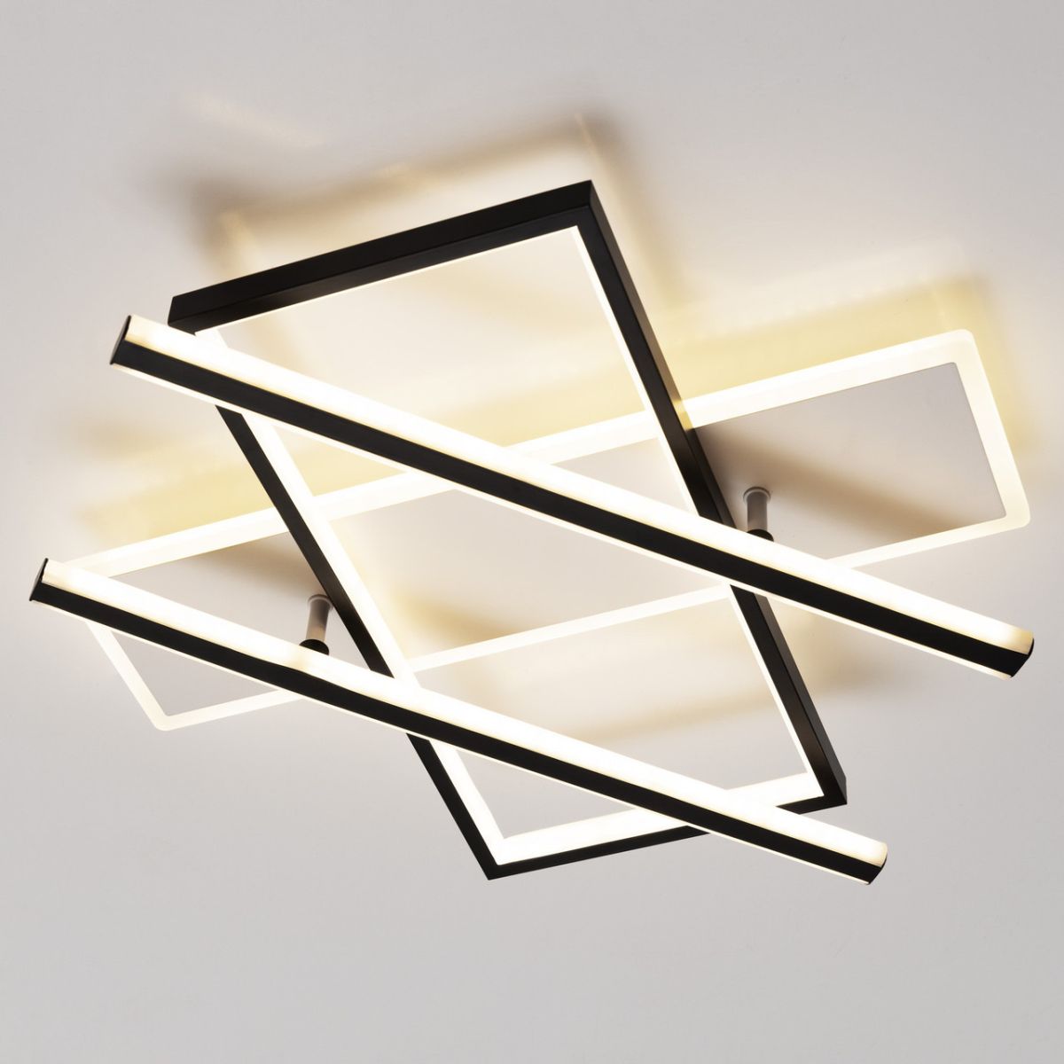 Сучасна прямокутна LED-люстра до 20 м² в чорно-білому корпусі 144W (V K38628-4 BK+WH)