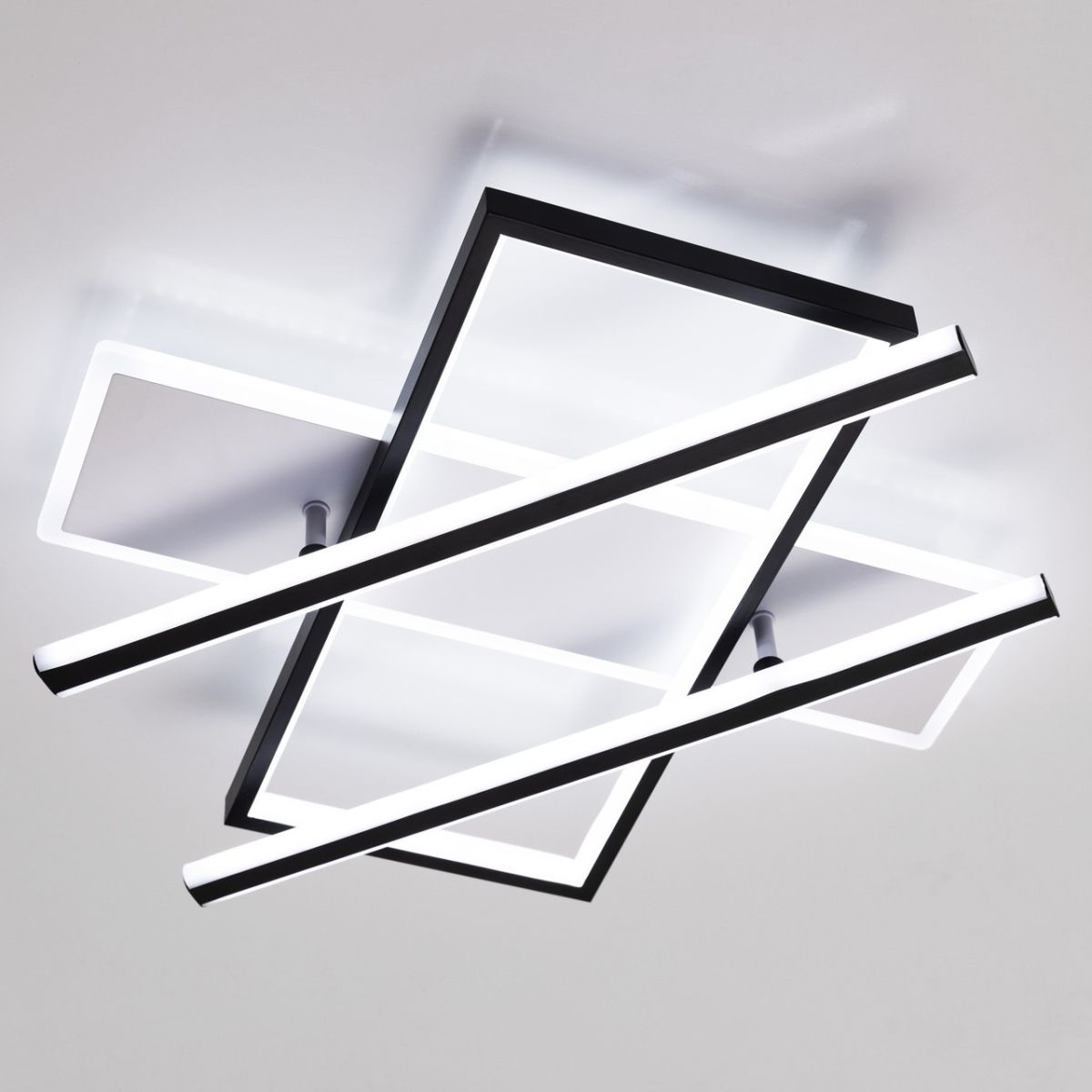 Сучасна прямокутна LED-люстра до 20 м² в чорно-білому корпусі 144W (V K38628-4 BK+WH)
