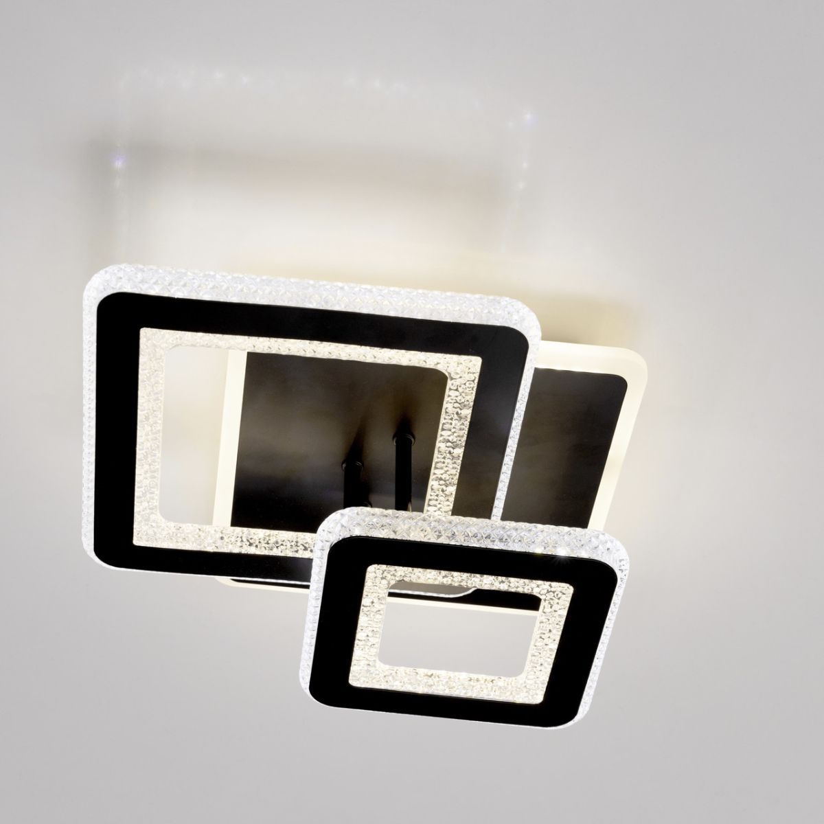 Чорний квадратний LED-люстр 108 Вт для приміщень до 18 м²