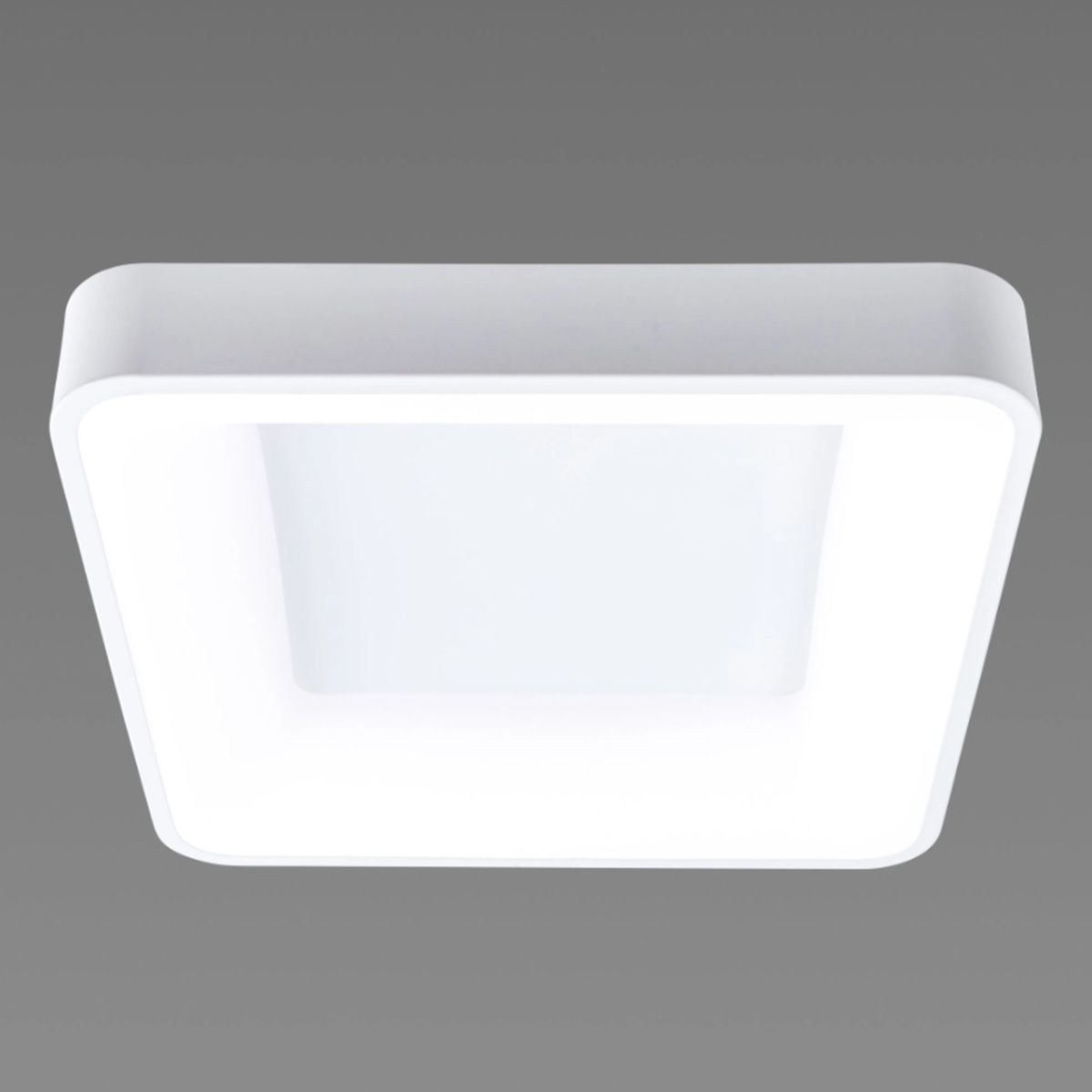 Світлодіодна біла Led люстра до 15 м² квадратної форми з пультом на 64 Вт Sirius GLD-23413 WT 64W
