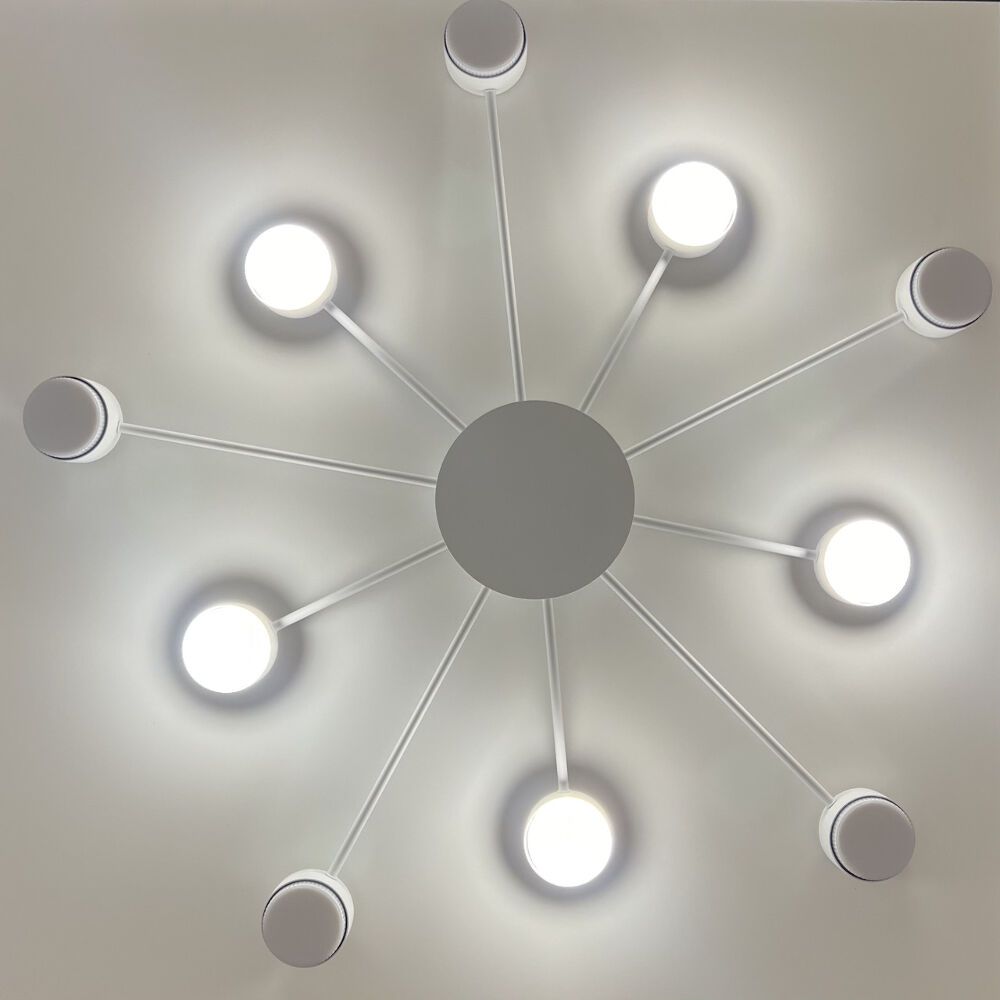 Дизайнерська біла люстра на 10 ламп до 30м² LUMINARIA RAY SLIM WHITE