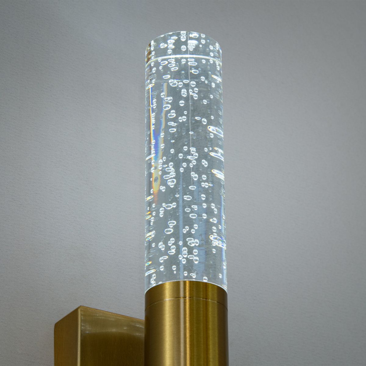 Золоте світлодіодне Led-Бра циліндричної форми F3068GD