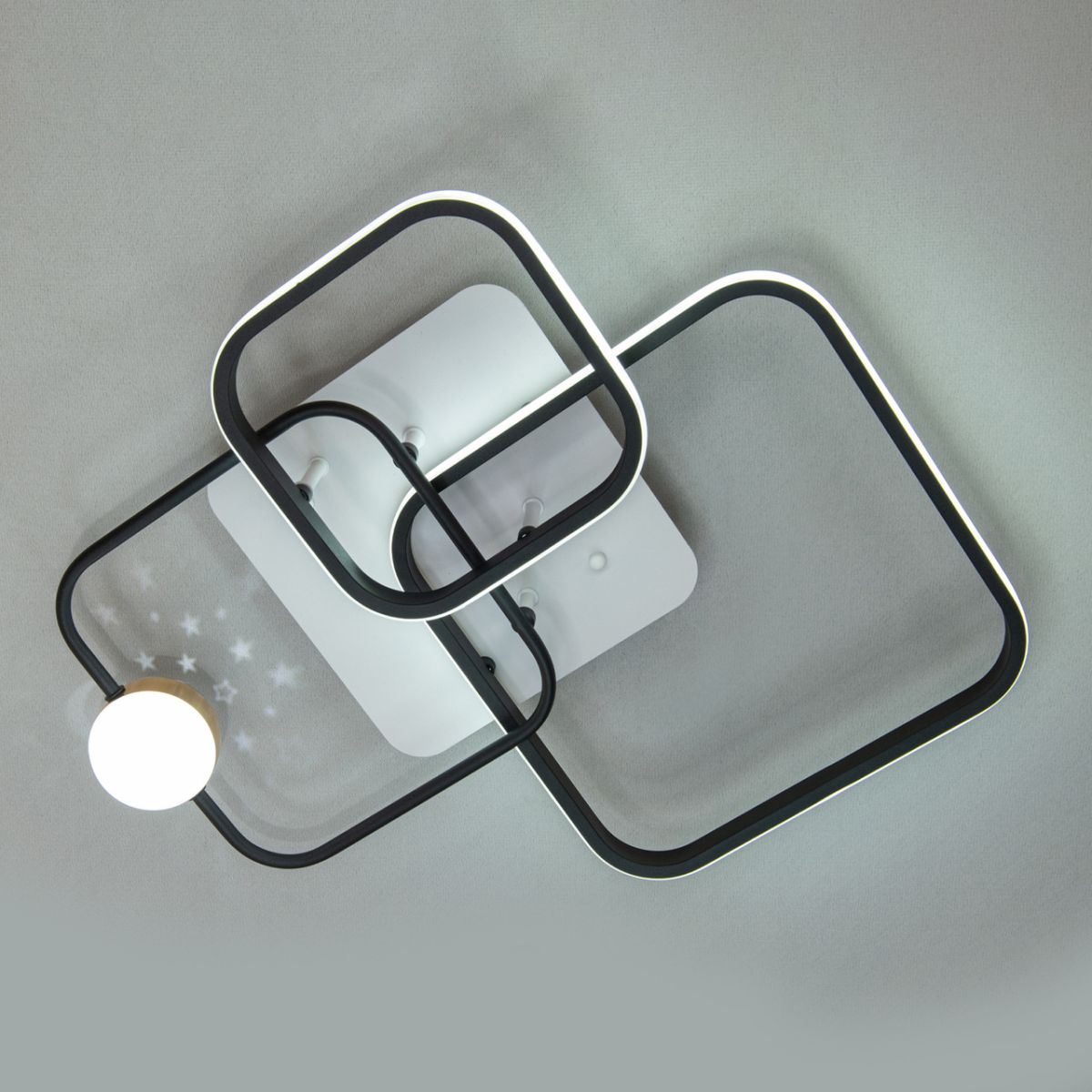 Квадратна чорно-біла Led-люстра до 18 м² з пультом керування (MX2988-3S WH+BK)