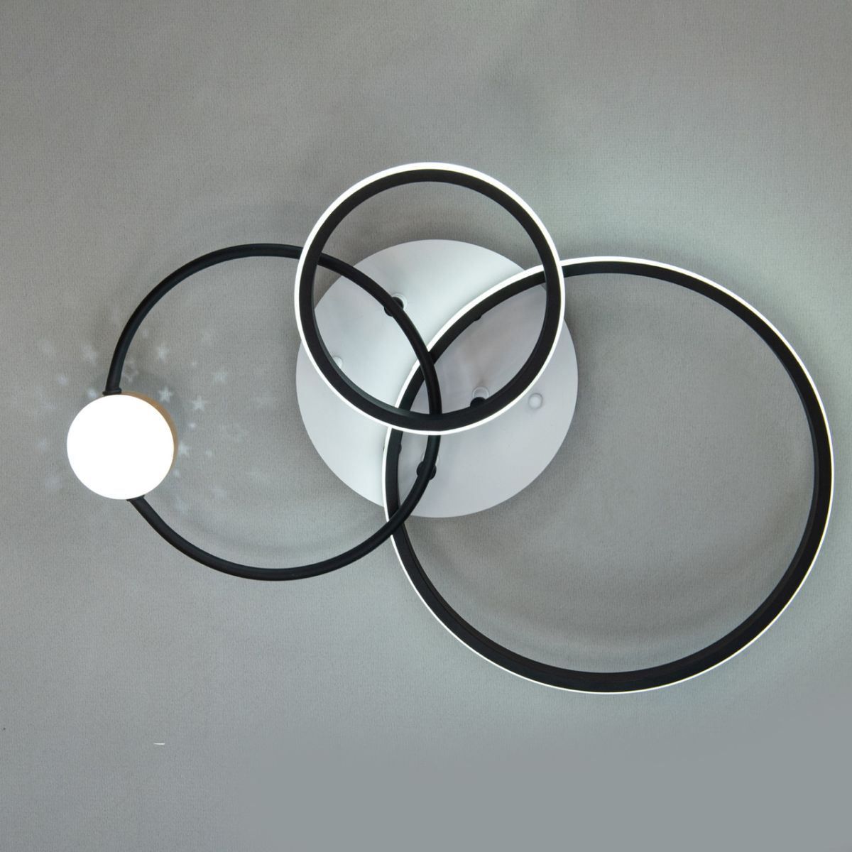 Кругла Led люстра до 18 м² з пультом керування на три кільця (MX2987-3S WH+BK)