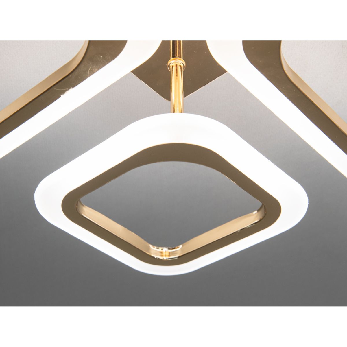Світлодіодна Led-люстра з пультом на 4 квадрати, освітлення до 10 м² (A8060/2+2G)