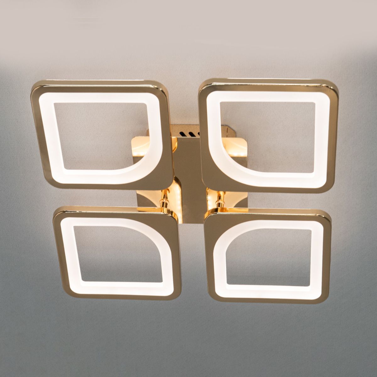 Світлодіодна Led-люстра з пультом на 4 квадрати, освітлення до 10 м² (S8060/4G)