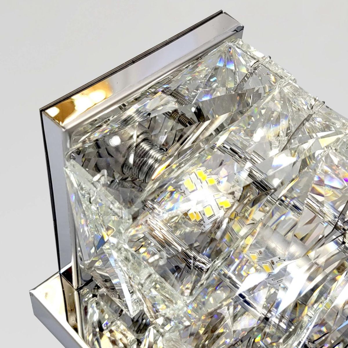 Настінне Led бра в стилі Арт Деко кришталь 88031/290W CH