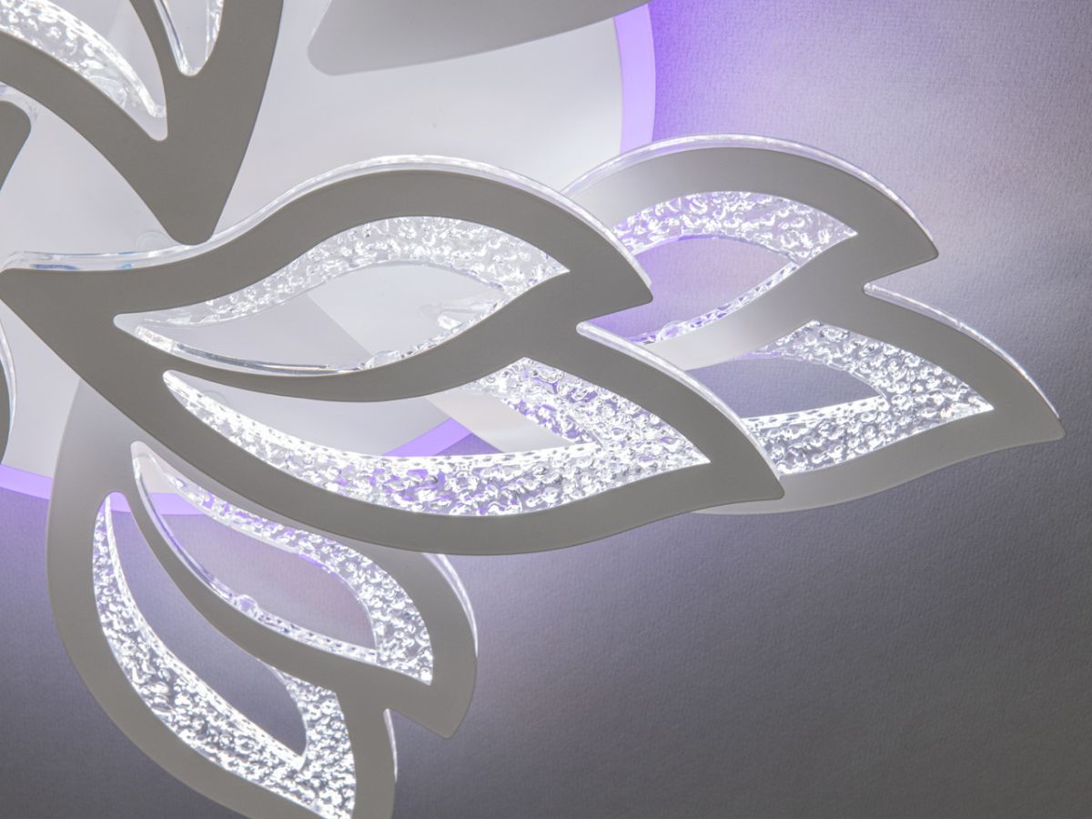 Світлодіодна Led-люстра до 30 м² з пультом на 9 пелюсток у білому корпусі 164 Вт (1189/6+3 Wh)