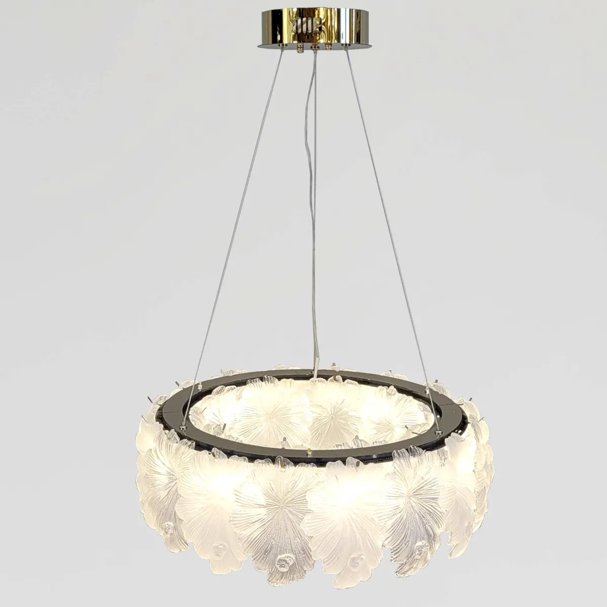 Елегантна світлодіодна Led люстра-підвіс Golden Lotus до 20м²