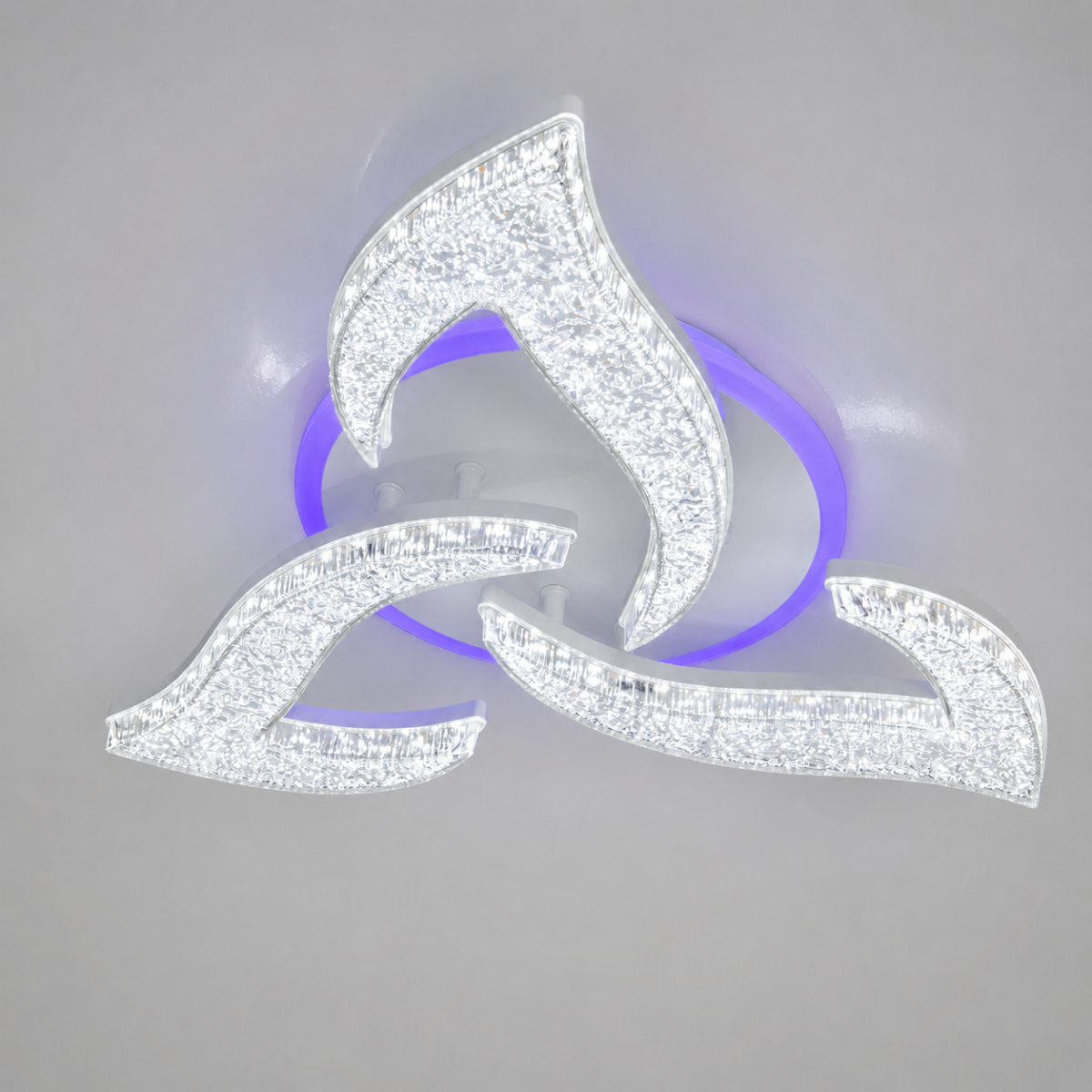 Стильна стельова LED люстра до 15м² з ефектом «кришталевої крихти» та пультом Crystal Wave White (50W)