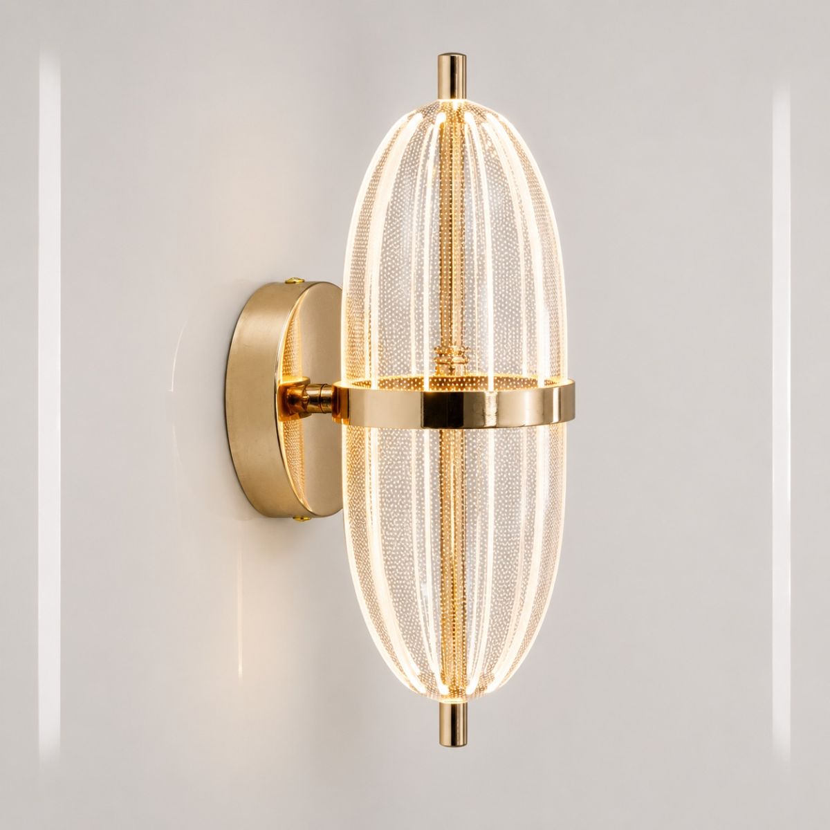 Дизайнерське LED бра золотого кольору Oval Golden Glow (B1760)