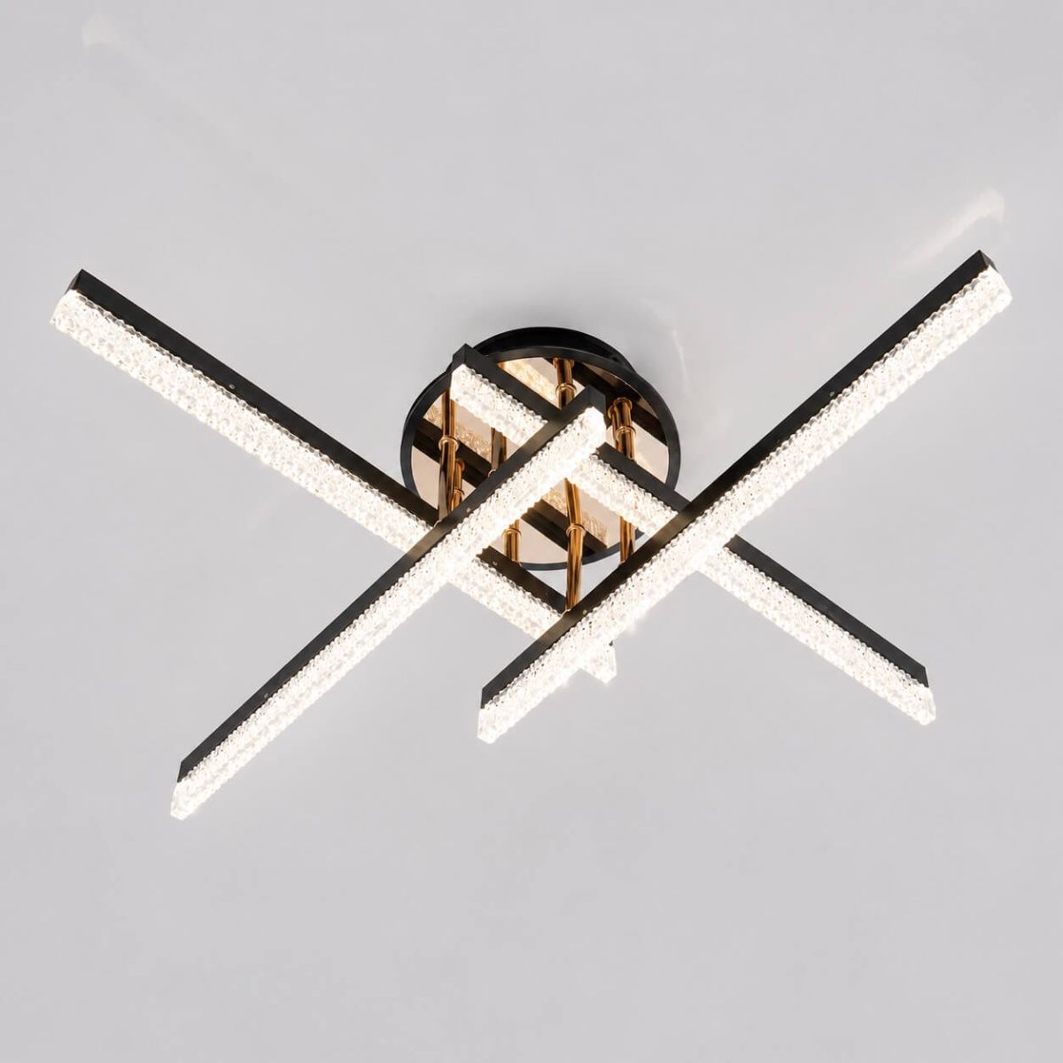 Сучасна Led люстра до 10 м² з ефектом кришталевого сяйва (SX1012/4BK)